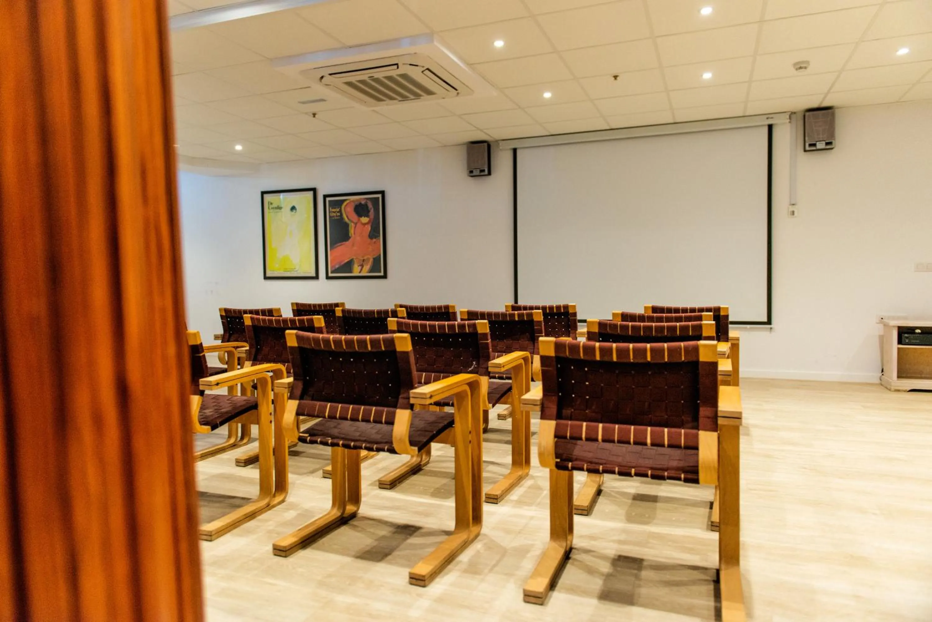Meeting/conference room in Atlantic Holiday Hotel