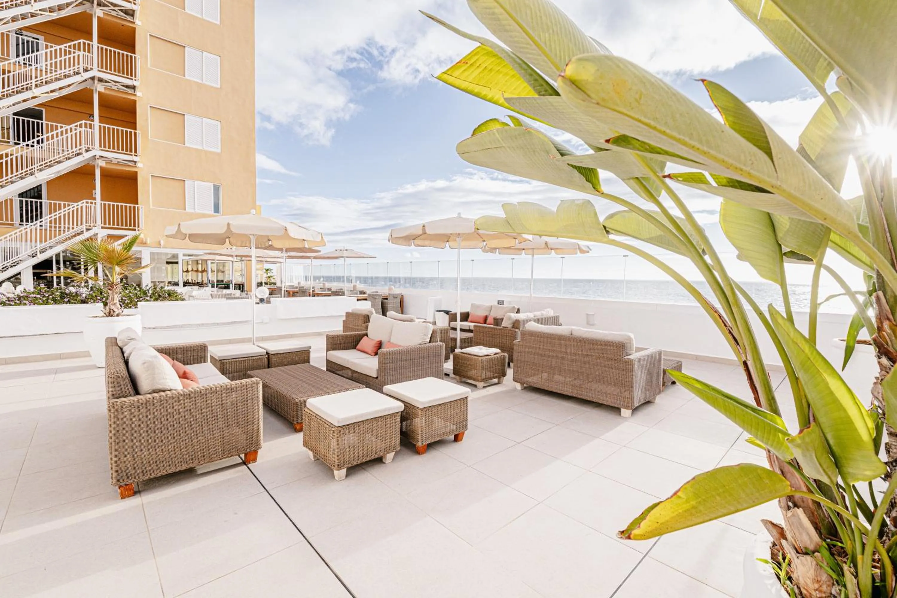 Patio in Atlantic Holiday Hotel