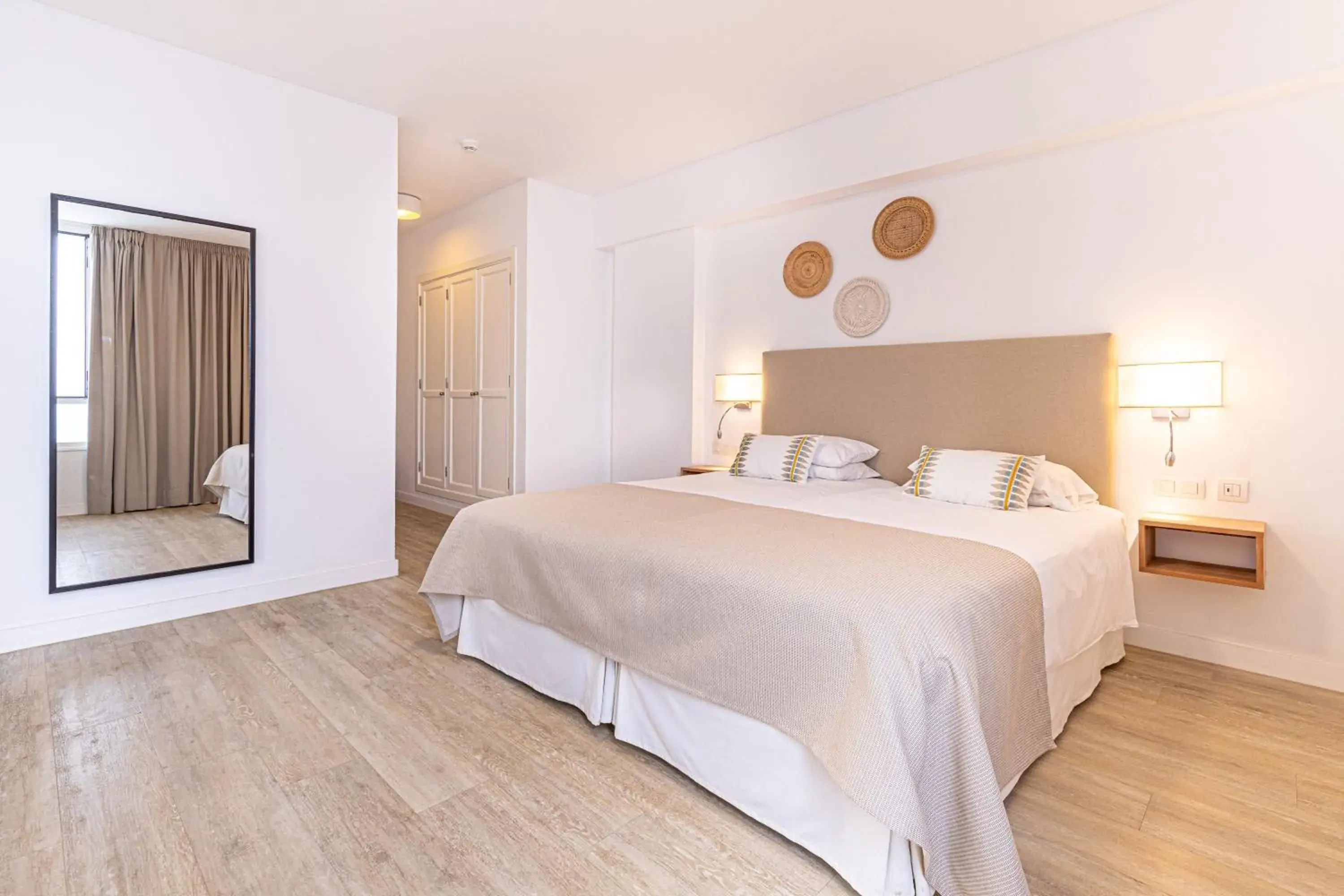 Bed in Atlantic Holiday Hotel Bed in Atlantic Holiday Hotel