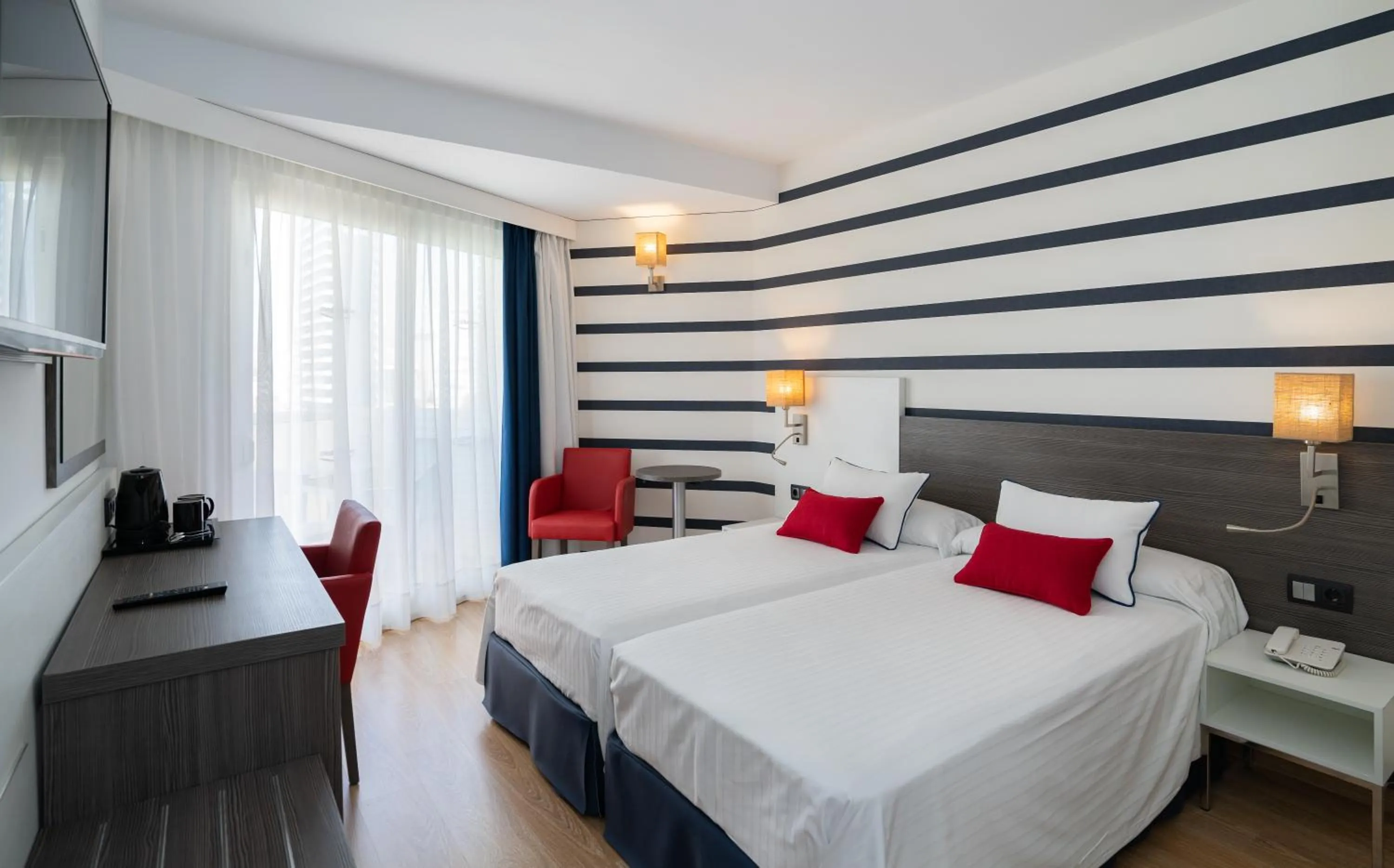 Bedroom, Bed in Medplaya Hotel Riudor - Adults Recommended