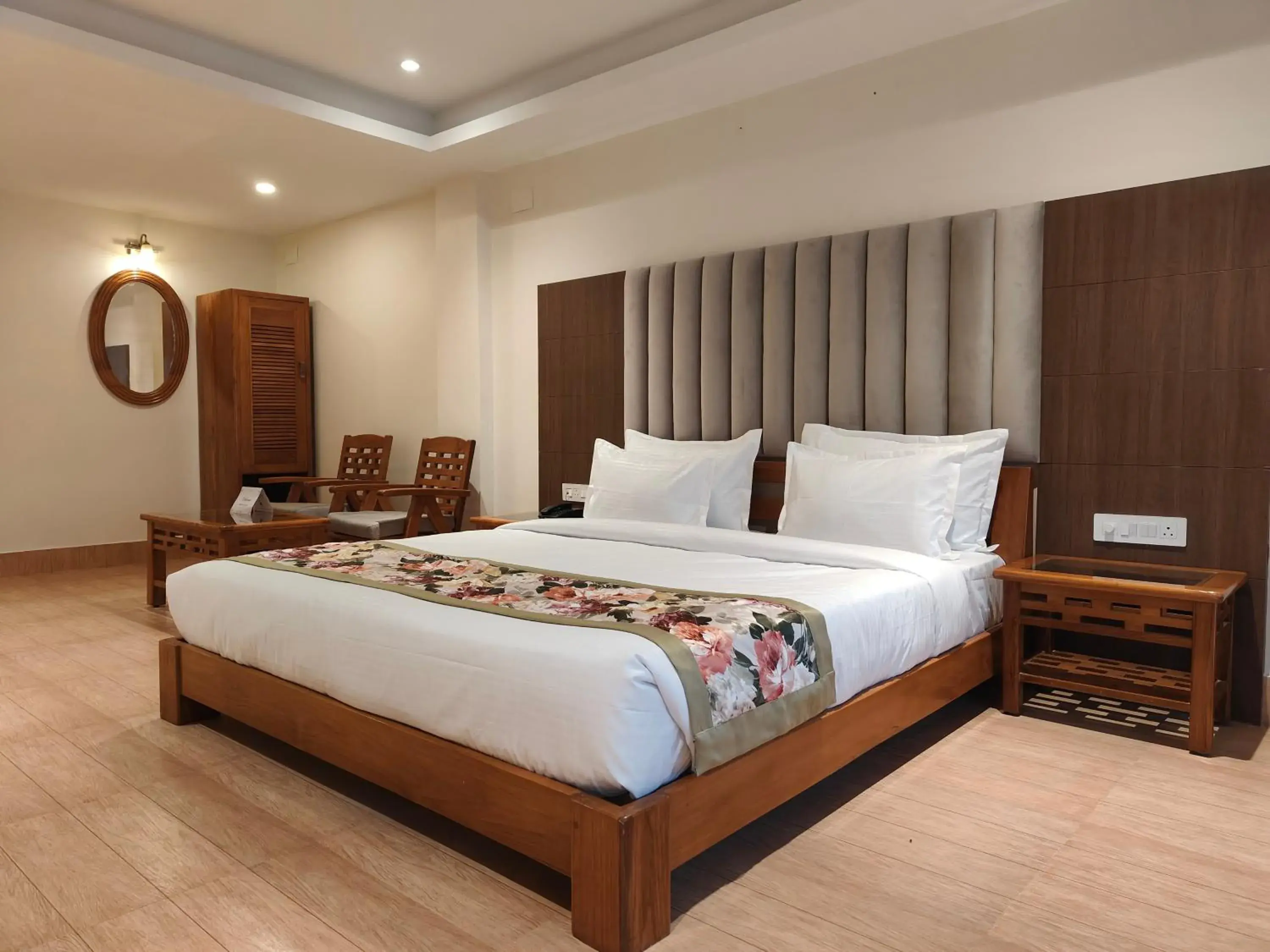 Deluxe Room in Mount Polaris Suites & Spa Deluxe Room in Mount Polaris Suites & Spa