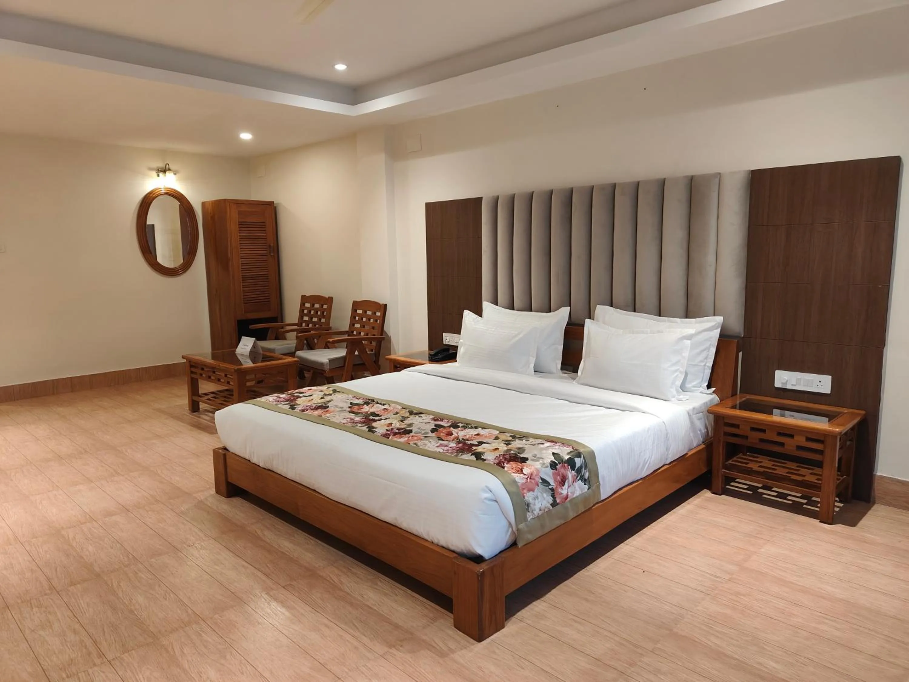 Photo of the whole room, Bed in Mount Polaris Suites & Spa