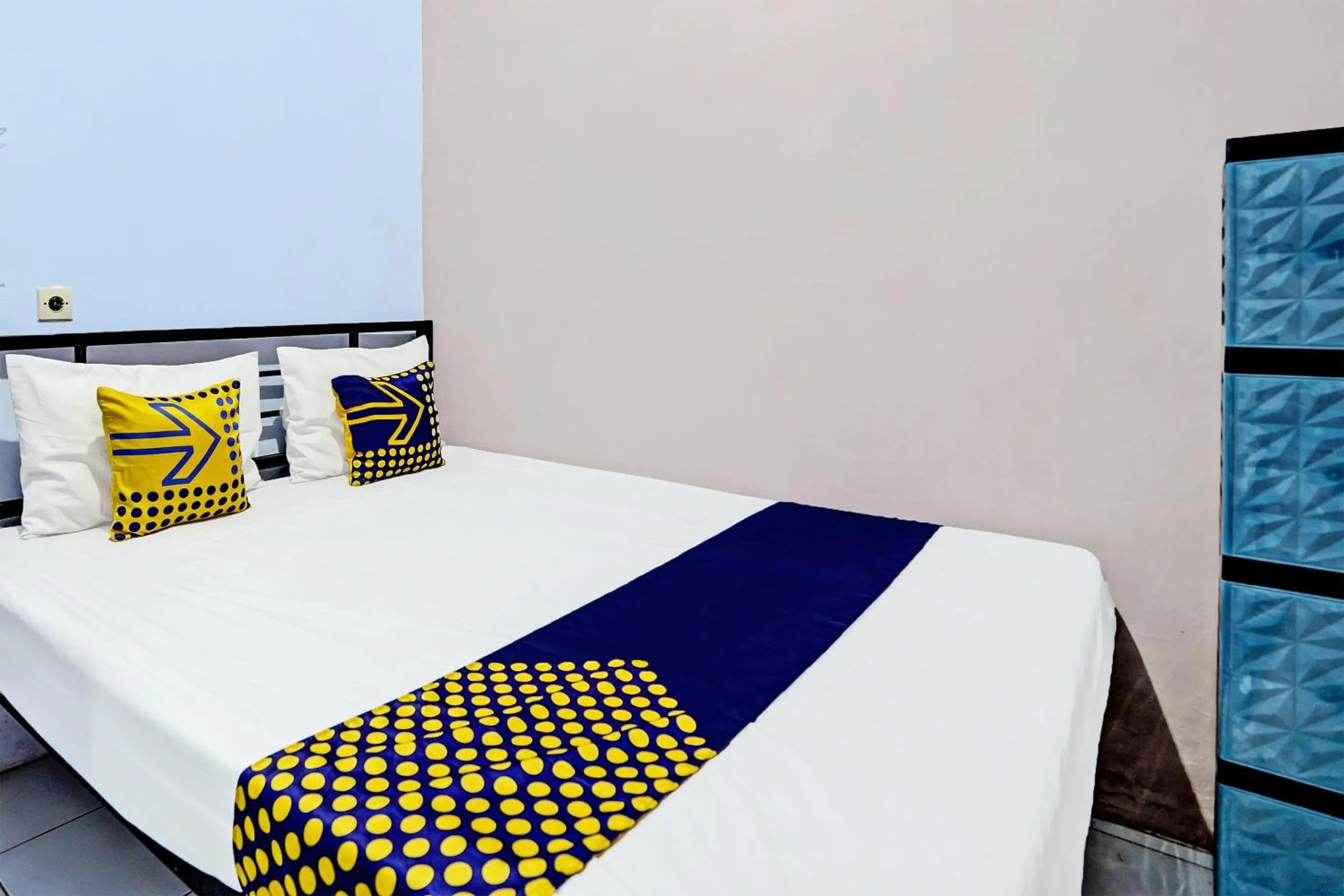 Bedroom, Bed in Hotel O Sobat Ijen HomestayNearSungai Prengsengan