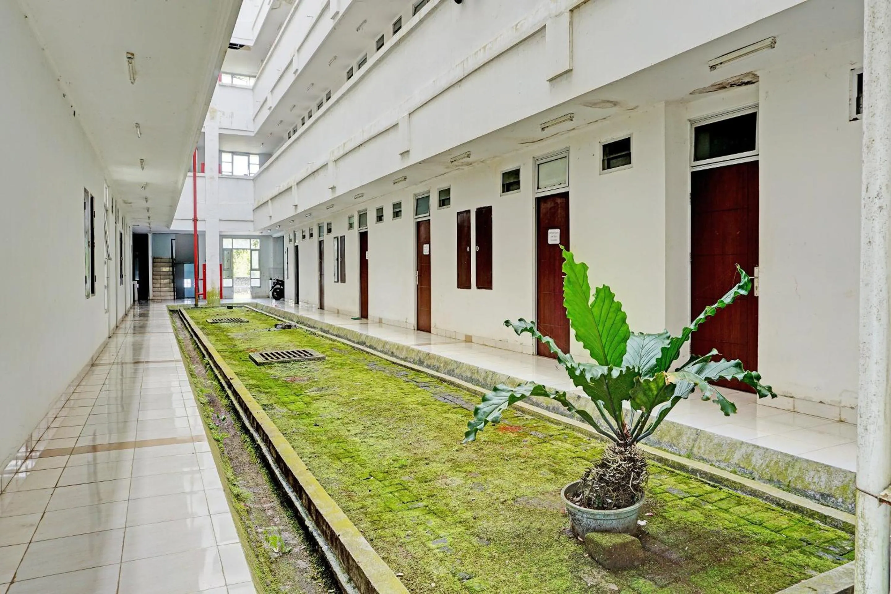 Lobby or reception in SPOT ON 92374 Penginapan Rusunawa