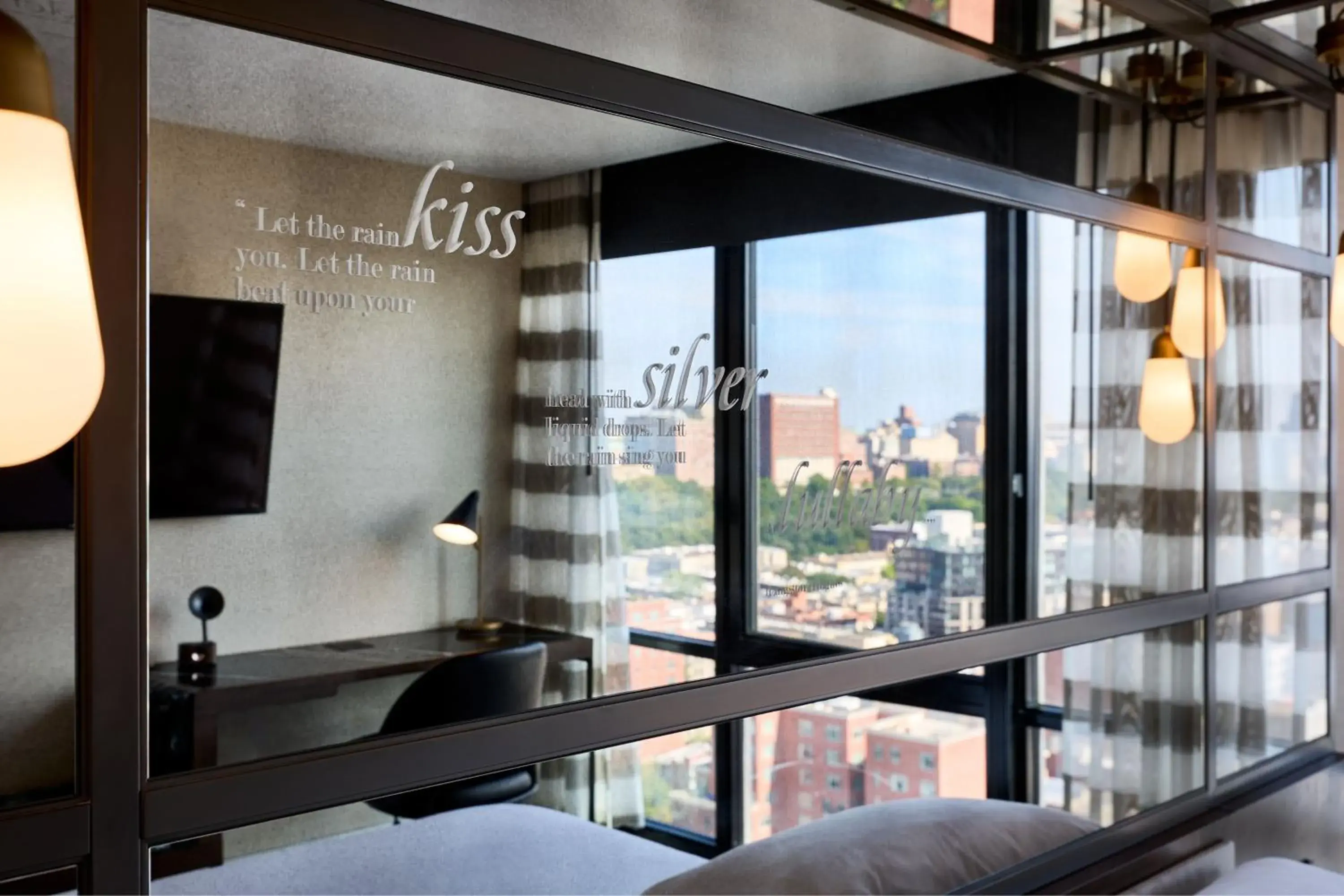 King Room with City View in Renaissance New York Harlem Hotel King Room with City View in Renaissance New York Harlem Hotel