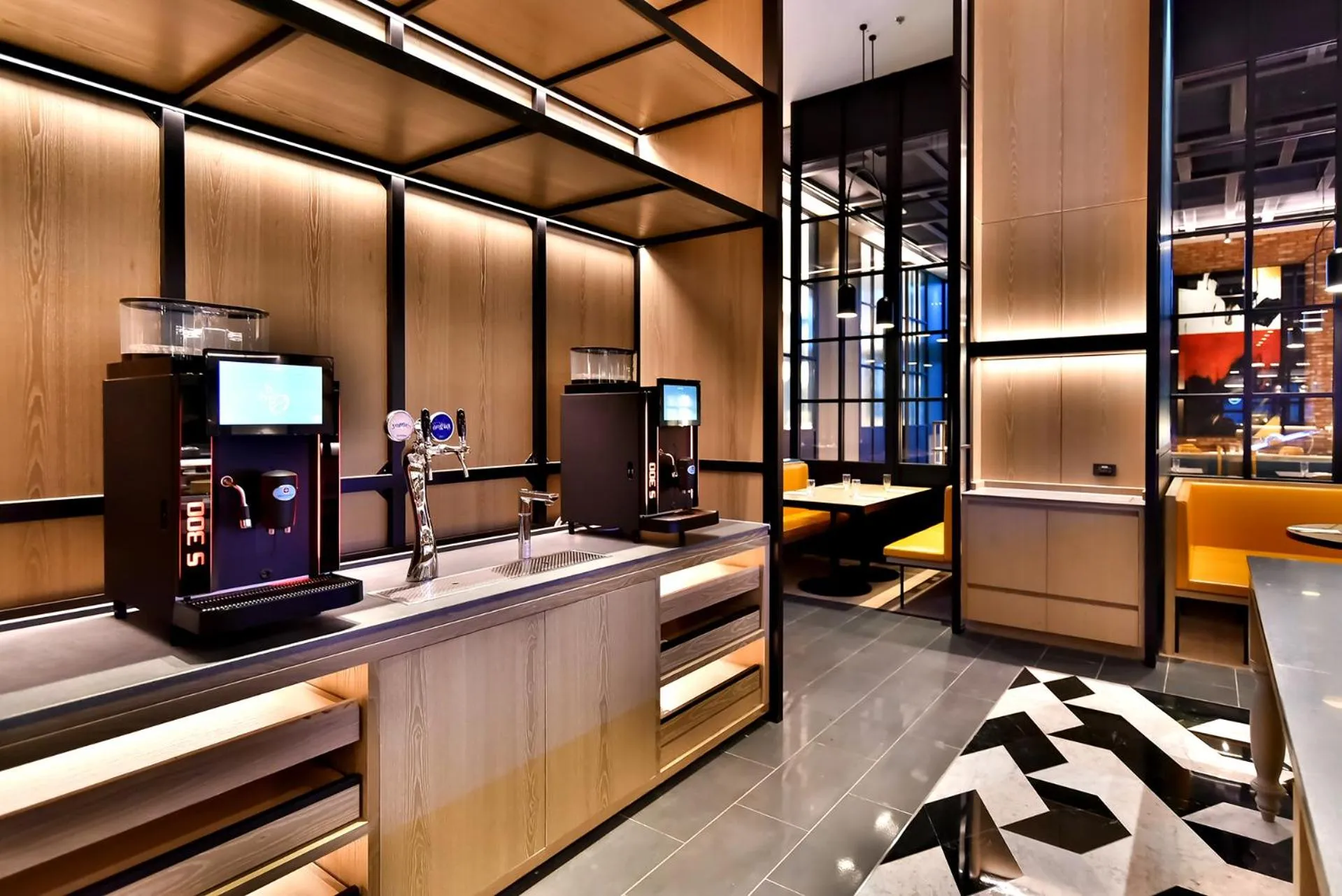 Restaurant/places to eat in Four Points by Sheraton Taipei Bali