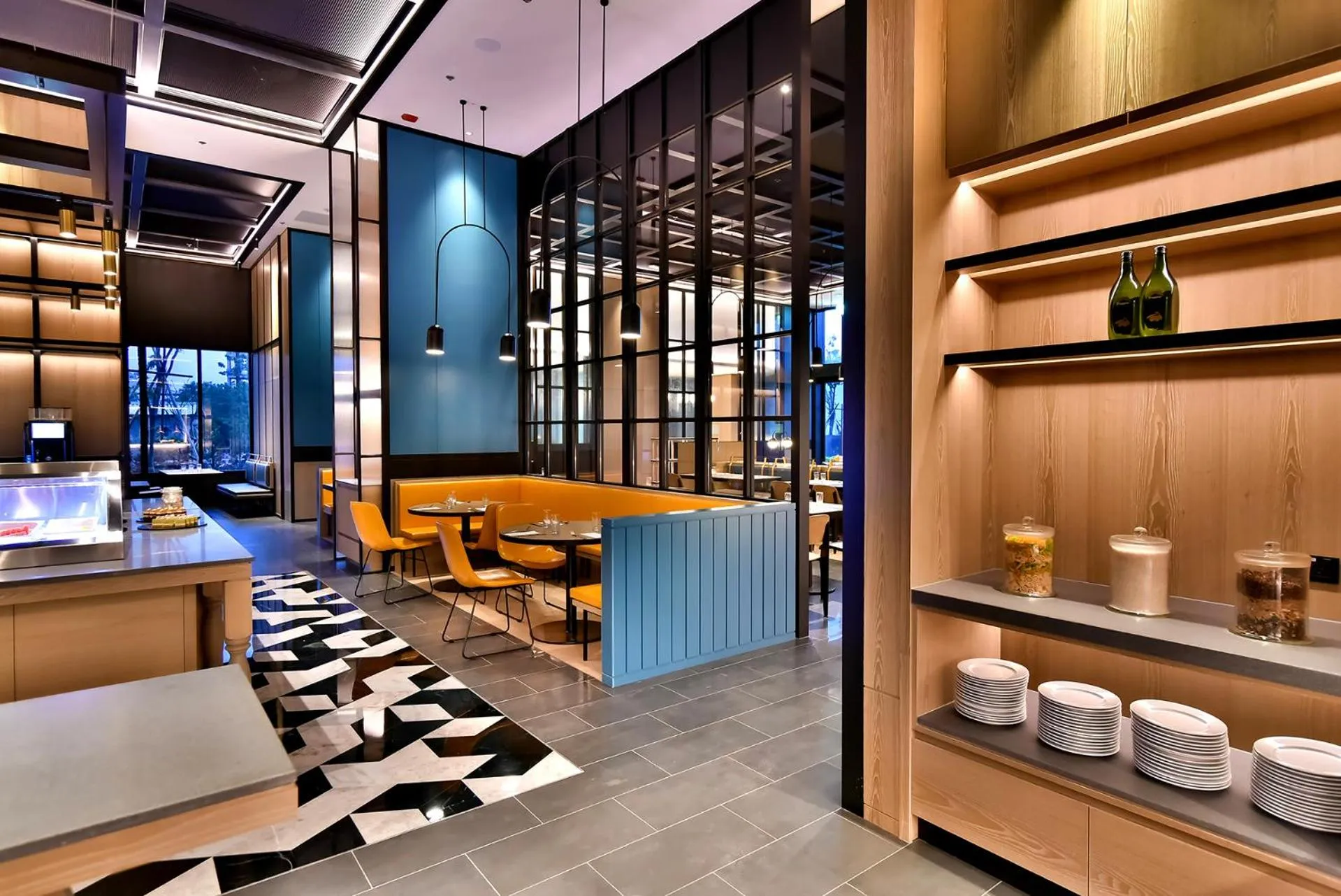 Restaurant/places to eat in Four Points by Sheraton Taipei Bali