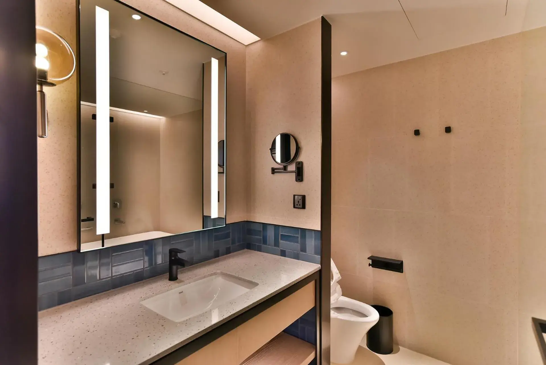 Toilet, Bathroom in Four Points by Sheraton Taipei Bali