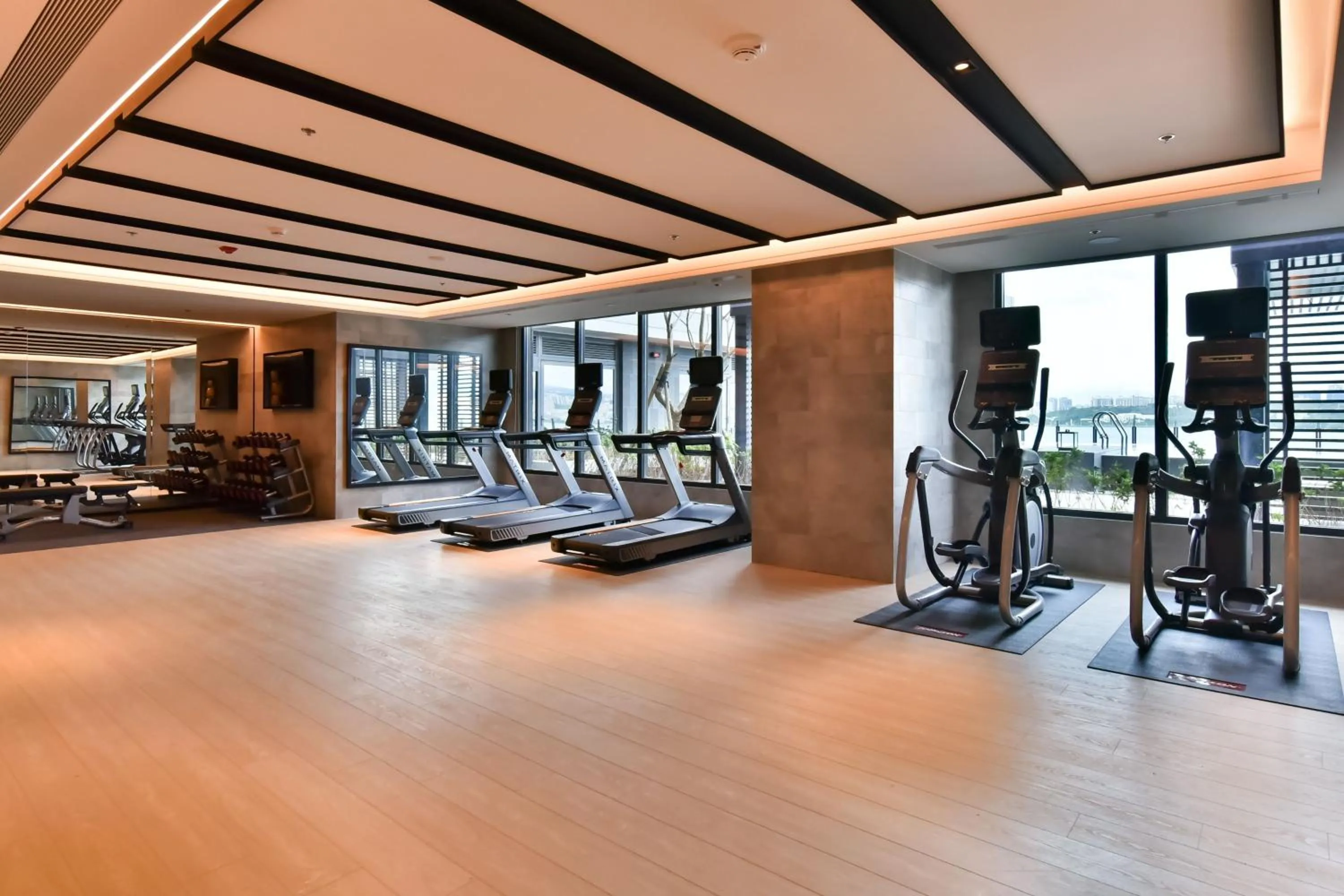 Fitness centre/facilities in Four Points by Sheraton Taipei Bali