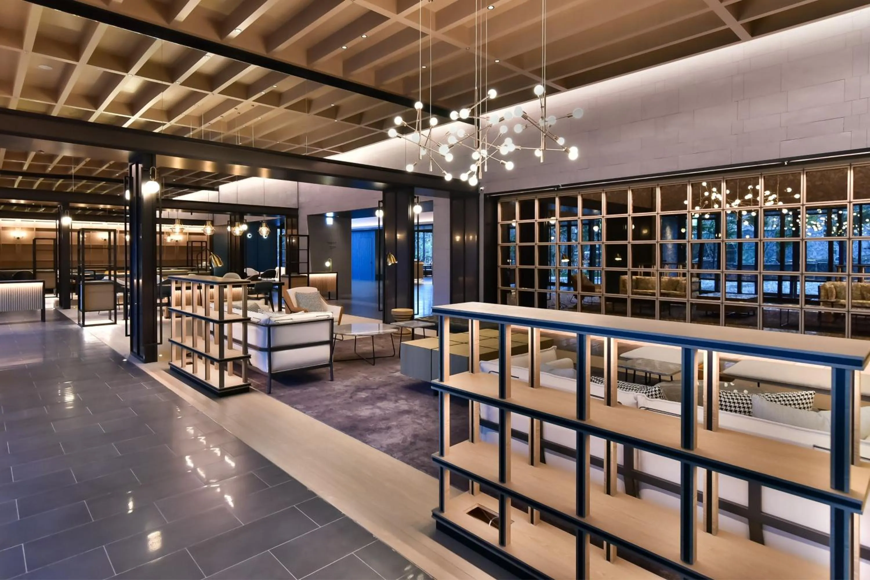 Lobby or reception in Four Points by Sheraton Taipei Bali