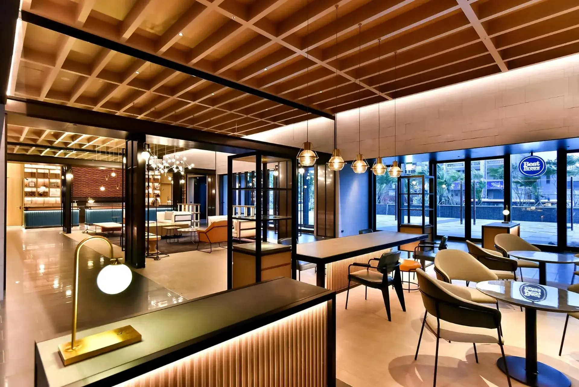 Lobby or reception, Lounge/Bar in Four Points by Sheraton Taipei Bali