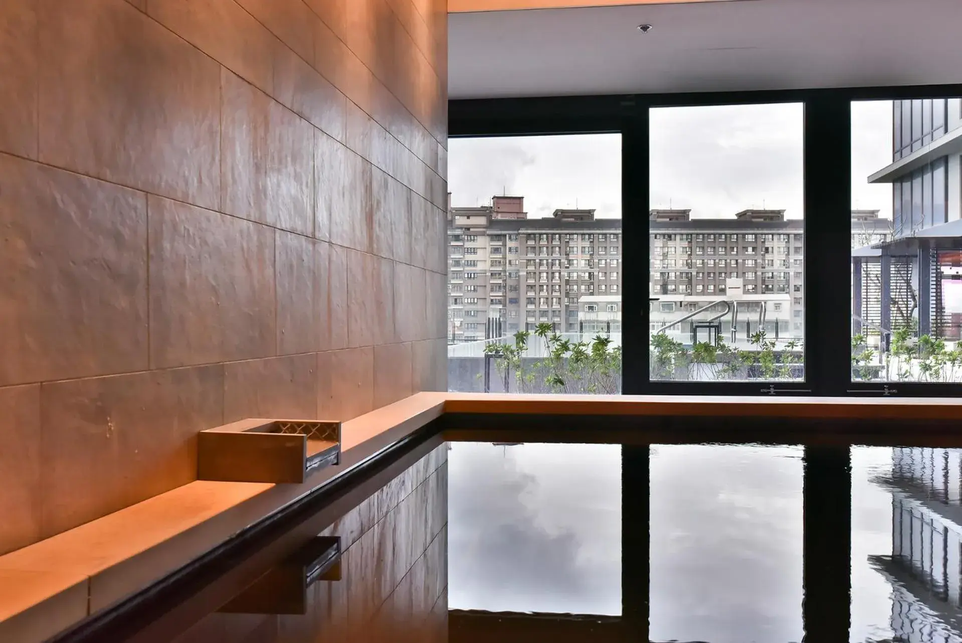 Hot Tub in Four Points by Sheraton Taipei Bali