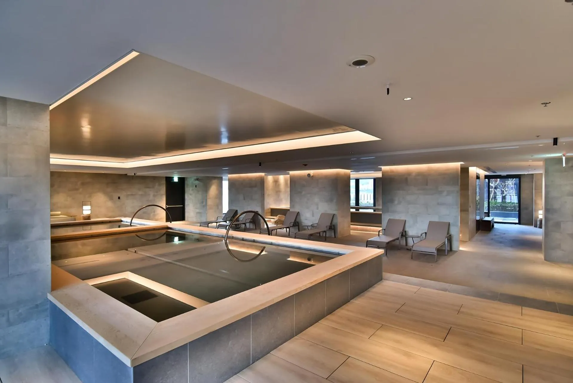 Hot Tub in Four Points by Sheraton Taipei Bali