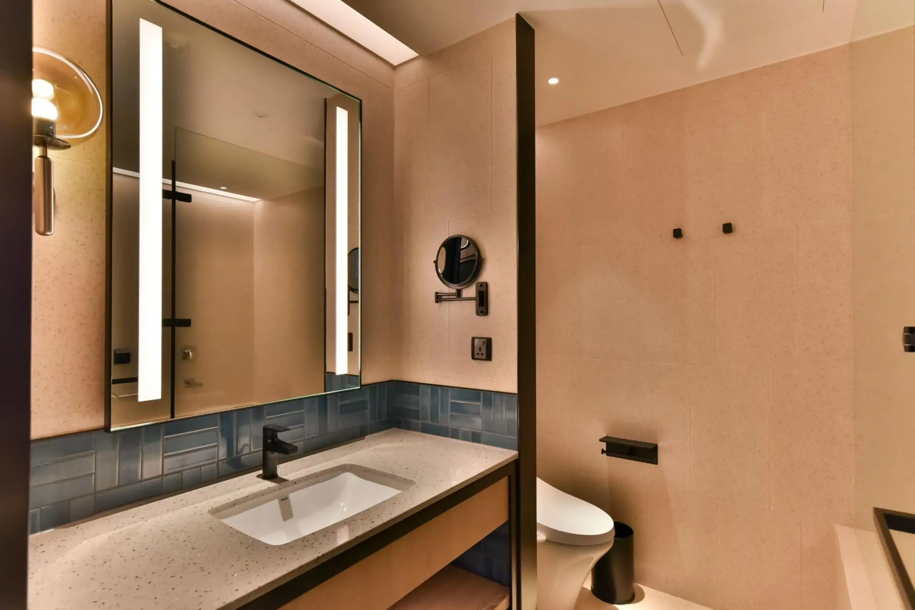 Bathroom in Four Points by Sheraton Taipei Bali