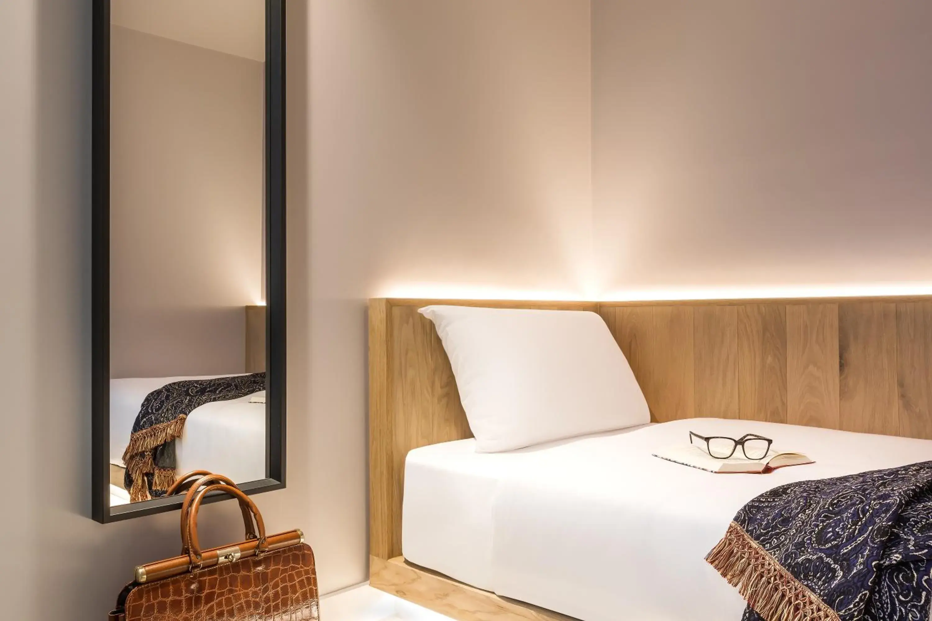 Cocoon 1 in Zedwell Underground Hotel Tottenham Court Rd Cocoon 1 in Zedwell Underground Hotel Tottenham Court Rd