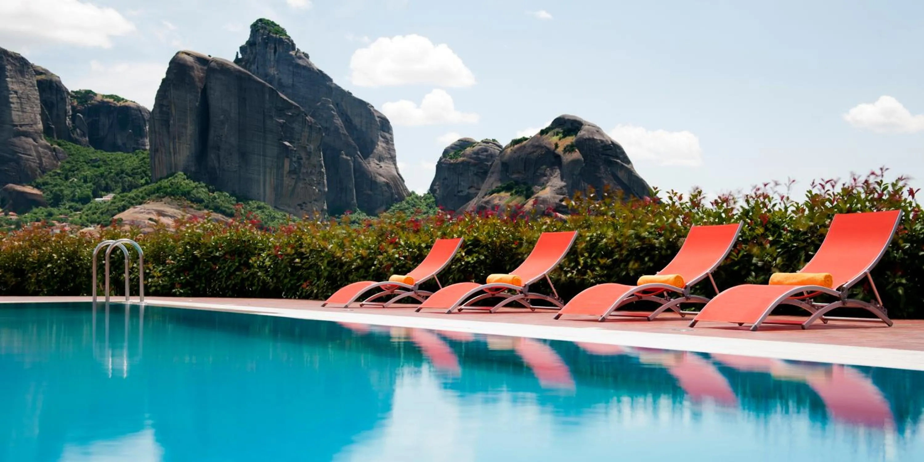 Swimming pool in Meteora Hotel at Kastraki