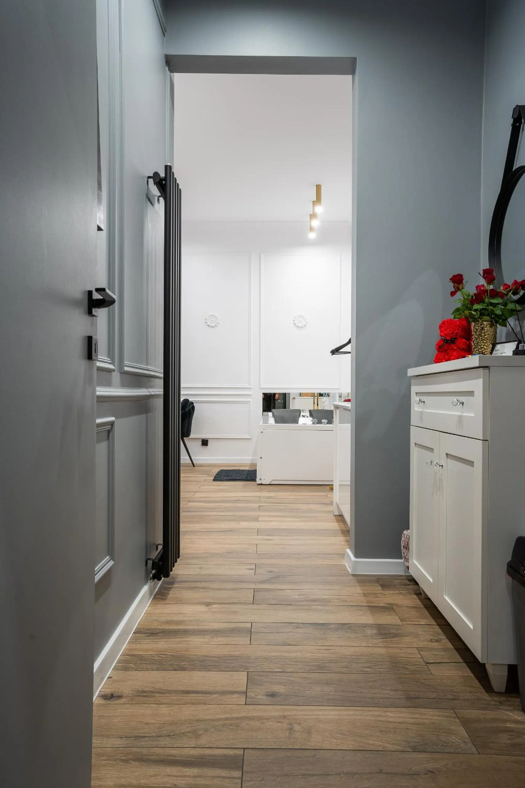 Kitchen or kitchenette in Apartament z Jacuzzi Kraków SHINE Starowiślna
