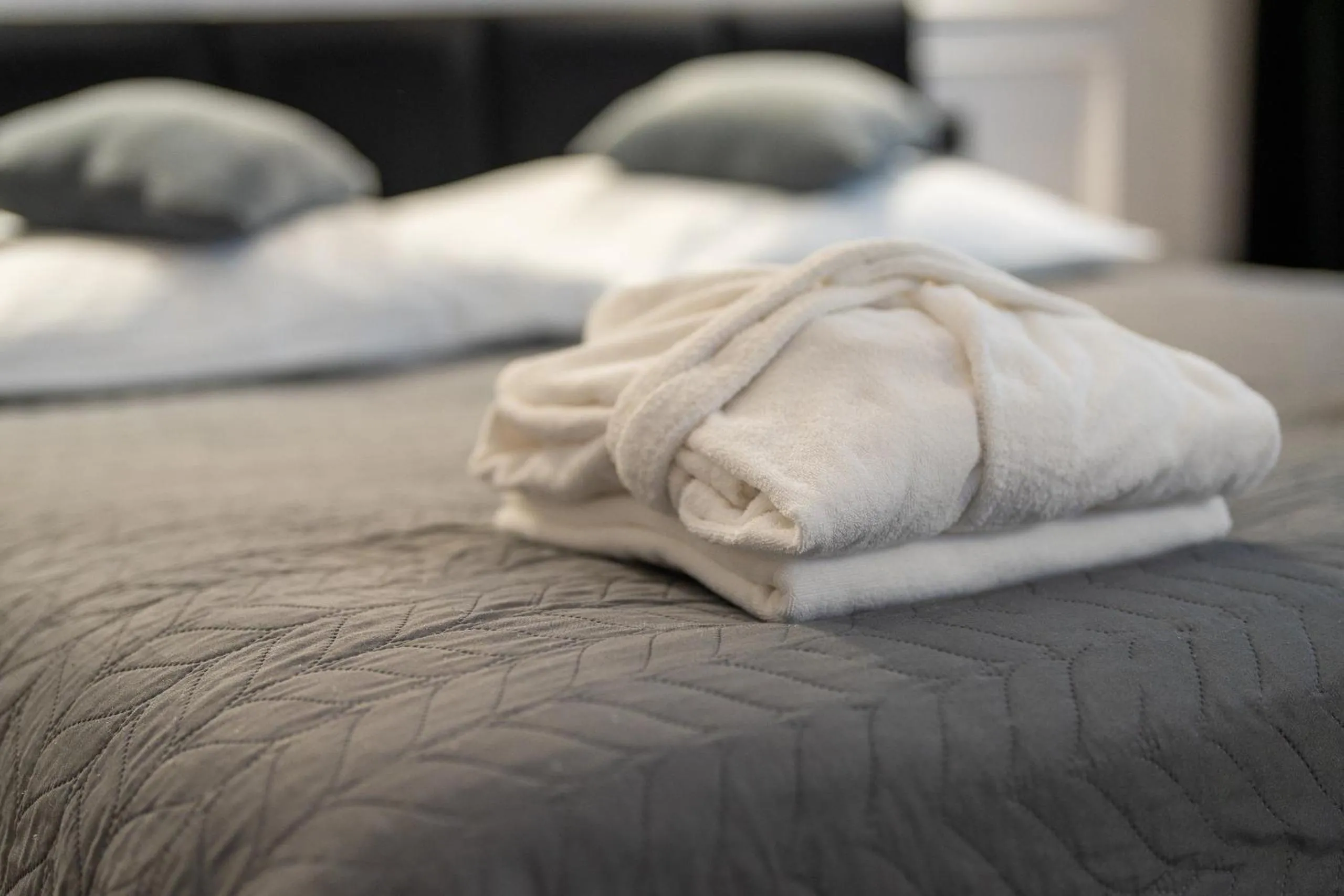 Bed in Apartament z Jacuzzi Kraków SHINE Starowiślna