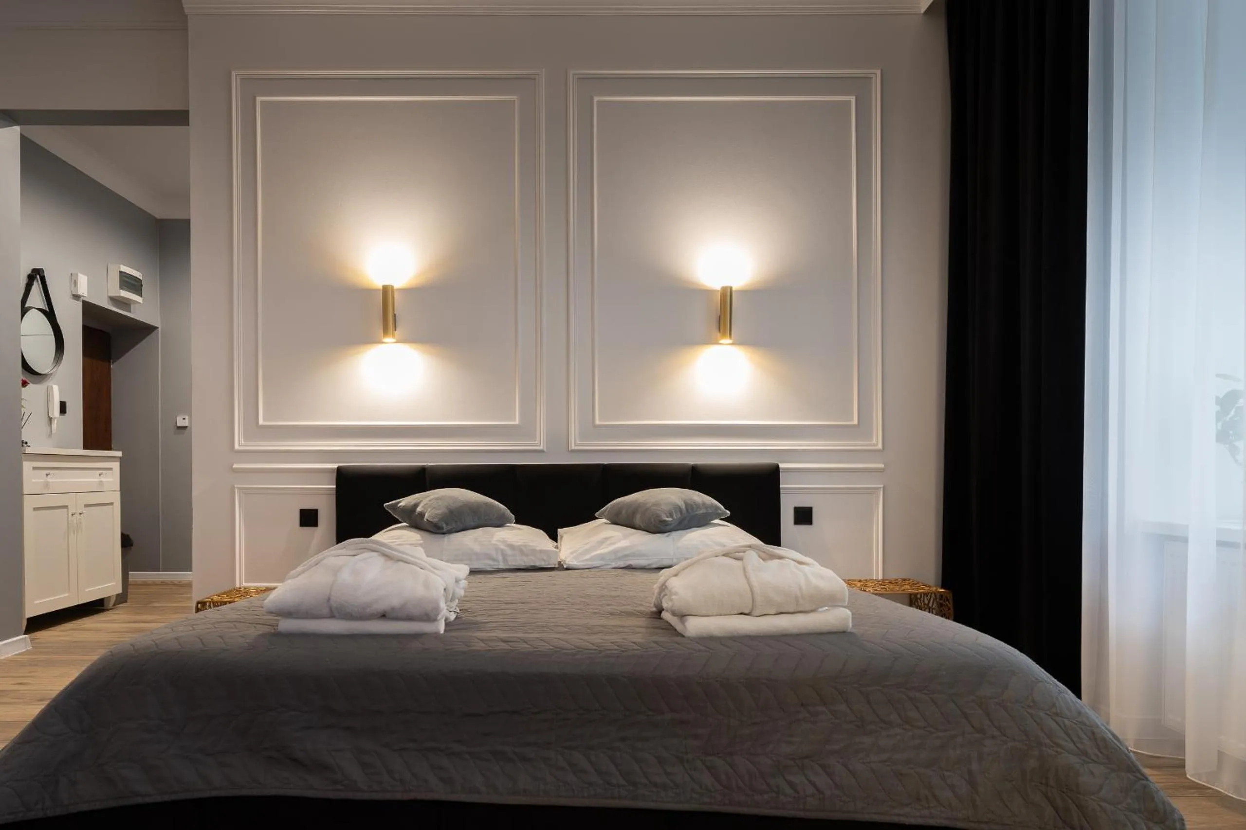 Bed in Apartament z Jacuzzi Kraków SHINE Starowiślna