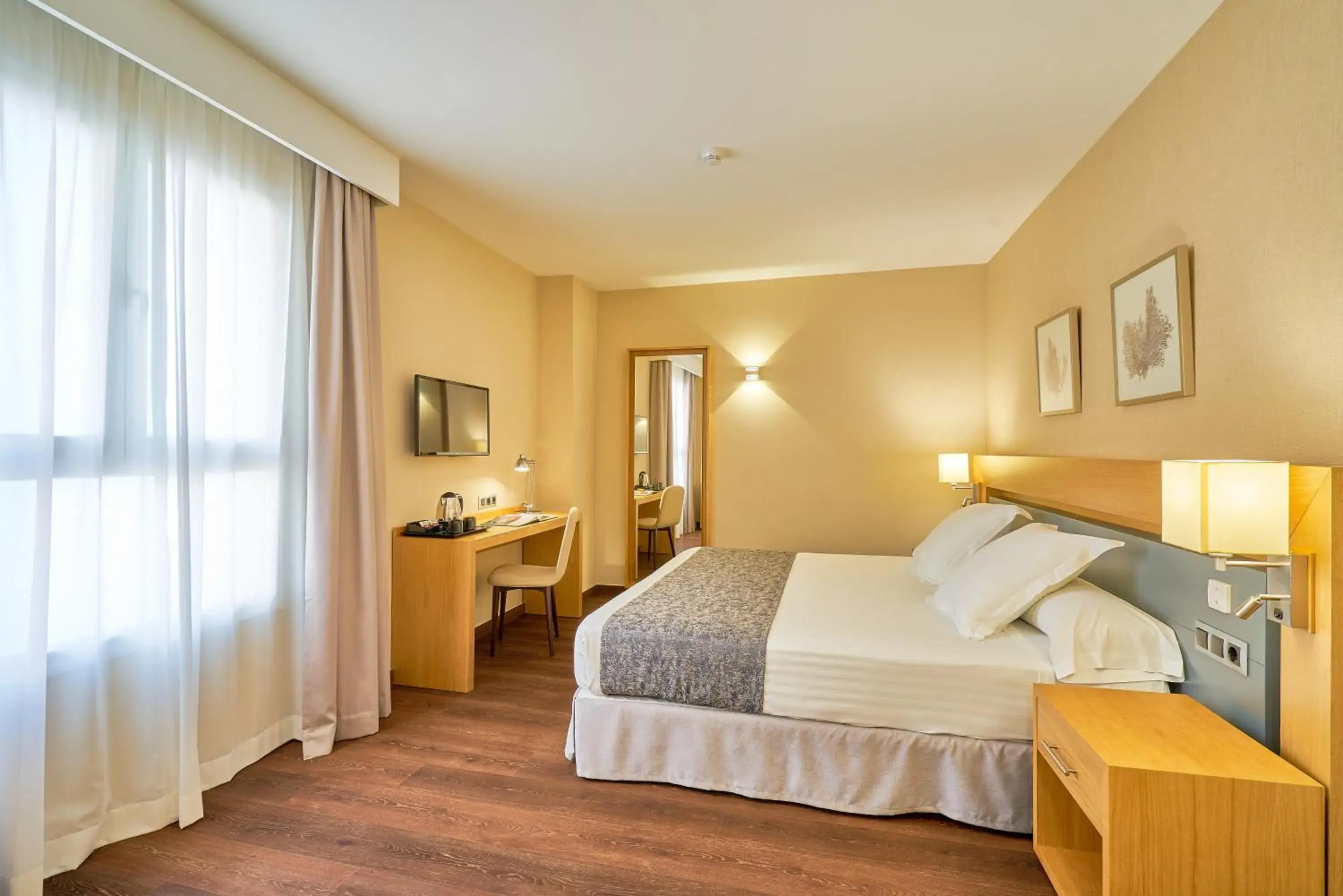 Off site, Bed in Hotel Guadalmedina Off site, Bed in Hotel Guadalmedina