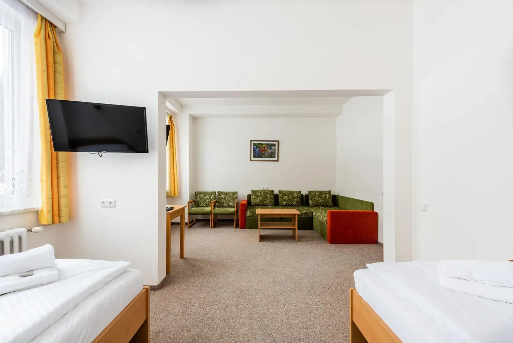 Triple Room - Disability Access in HOTEL AGRI Triple Room - Disability Access in HOTEL AGRI