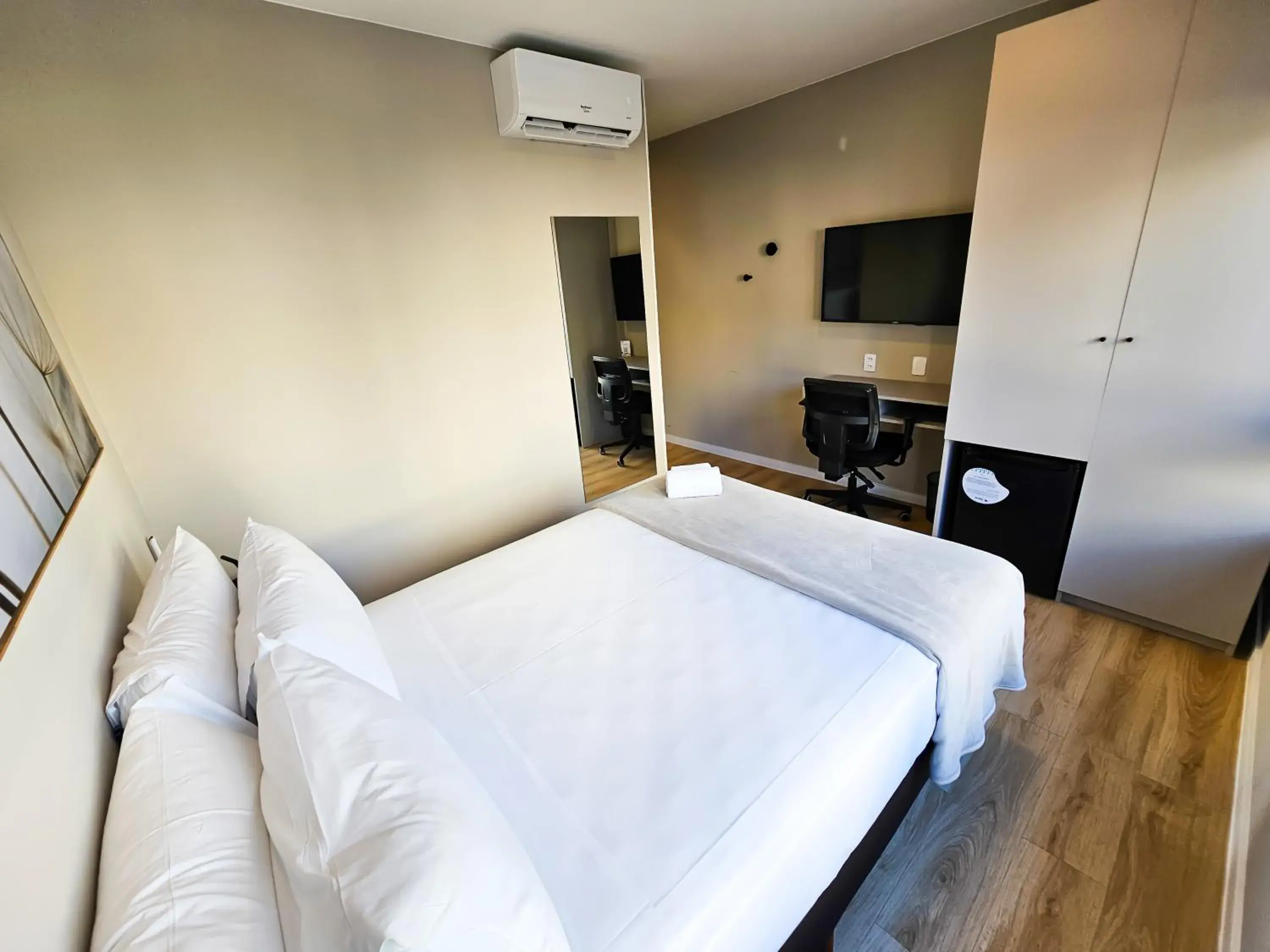 Double Room - single occupancy - Disability Access in Bewiki Double Room - single occupancy - Disability Access in Bewiki