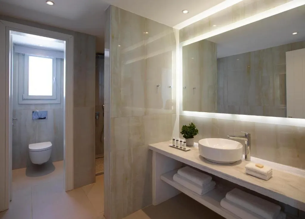 Bathroom in San Marco Hotel and Villas