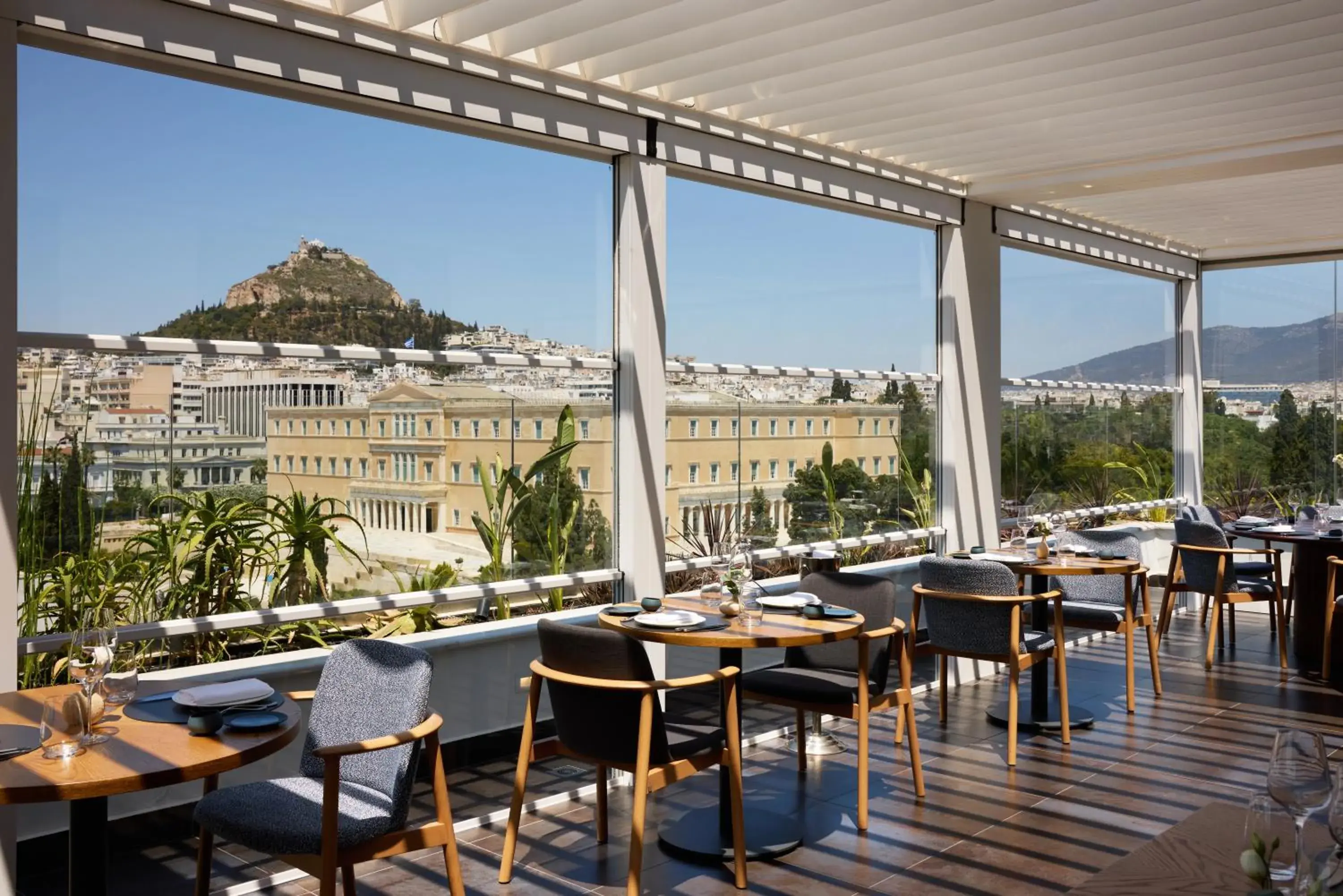 Restaurant/places to eat in Amalia Hotel Athens Restaurant/places to eat in Amalia Hotel Athens