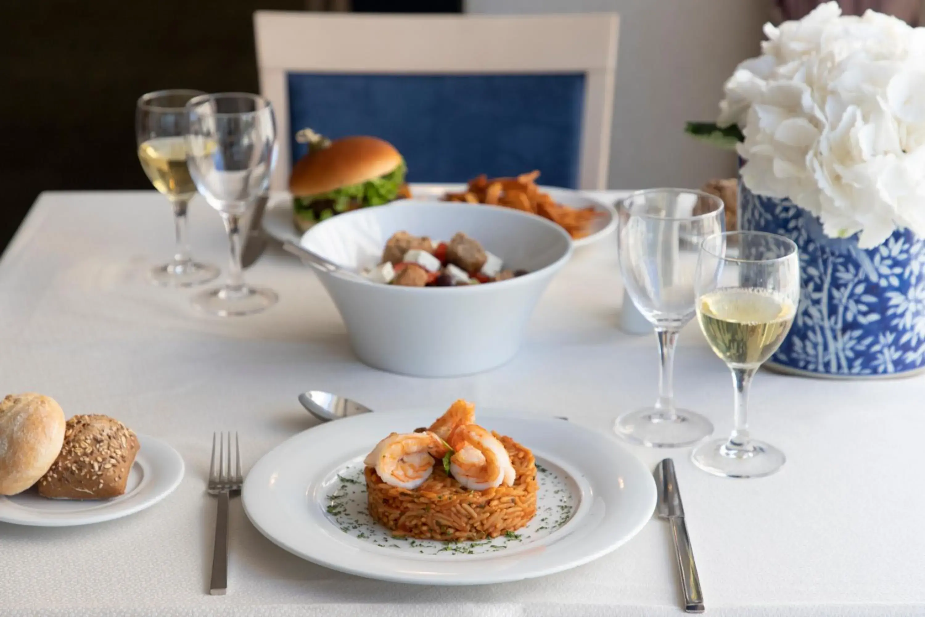 Restaurant/places to eat in Amalia Hotel Athens Restaurant/places to eat in Amalia Hotel Athens