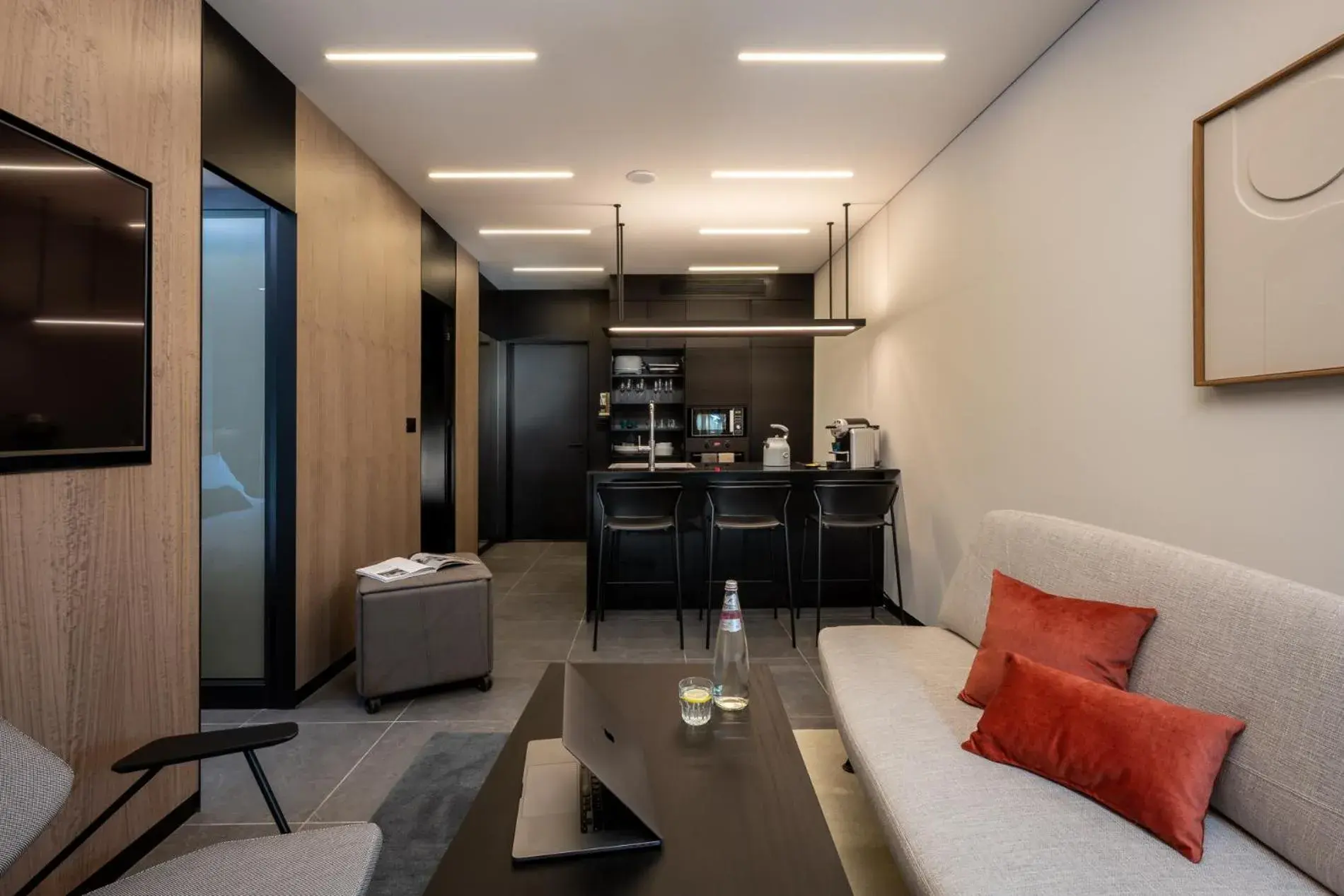 One Bedroom Suite with Sofabed in Master Bat Yam Aparthotel One Bedroom Suite with Sofabed in Master Bat Yam Aparthotel