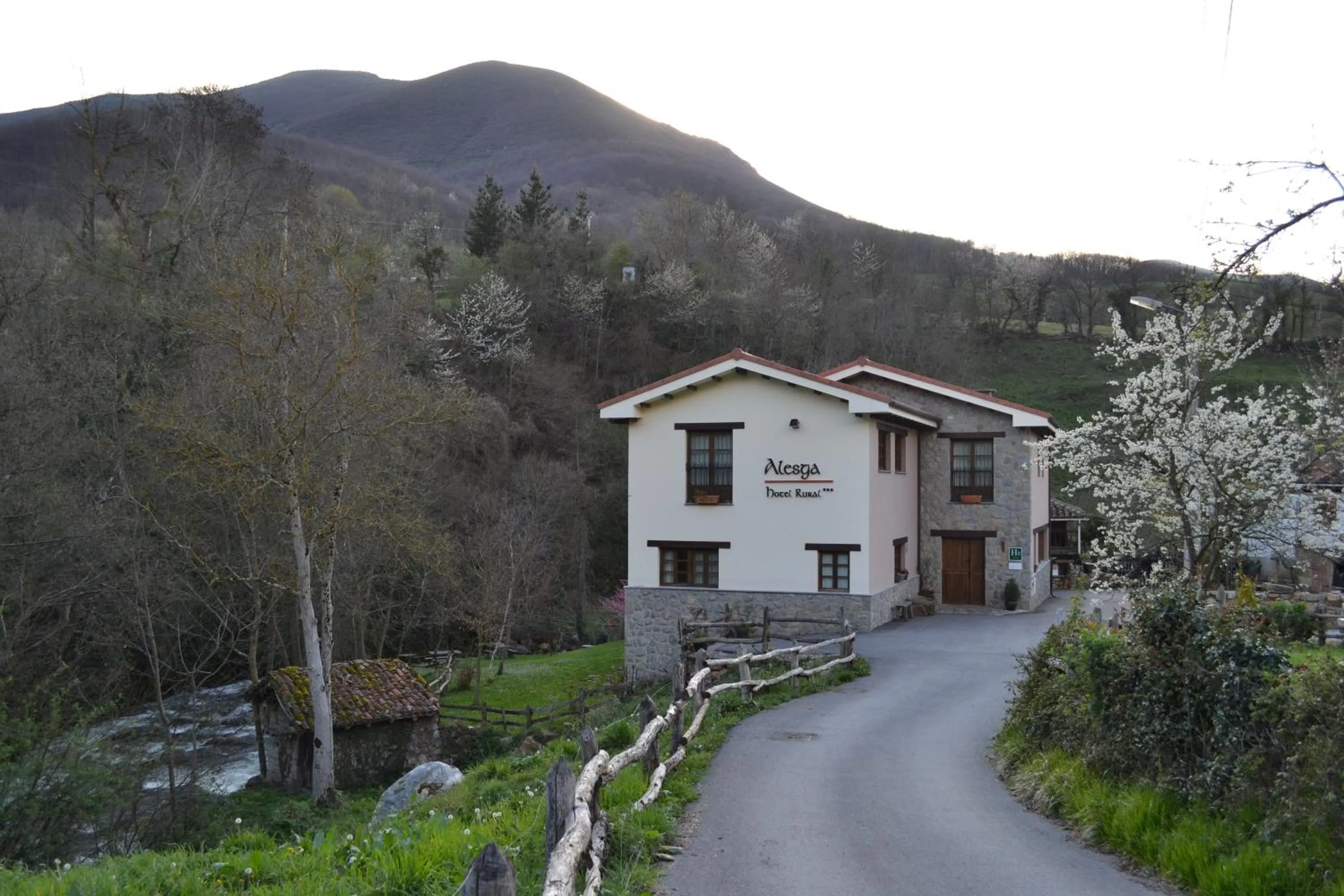 Facade/entrance in Alesga Hotel Rural - Valles del Oso -Asturias