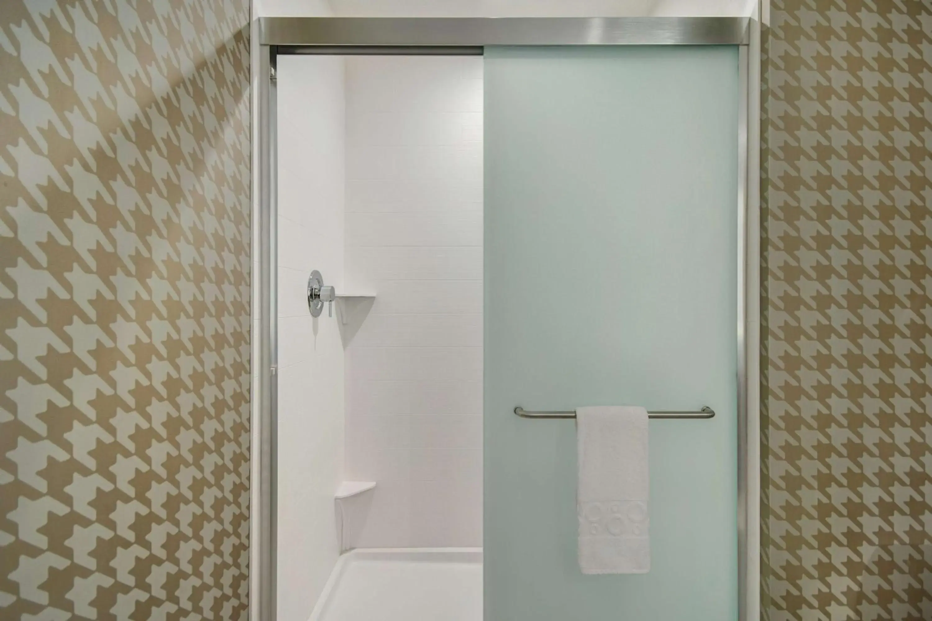 Bathroom in Home2 Suites By Hilton Las Vegas North