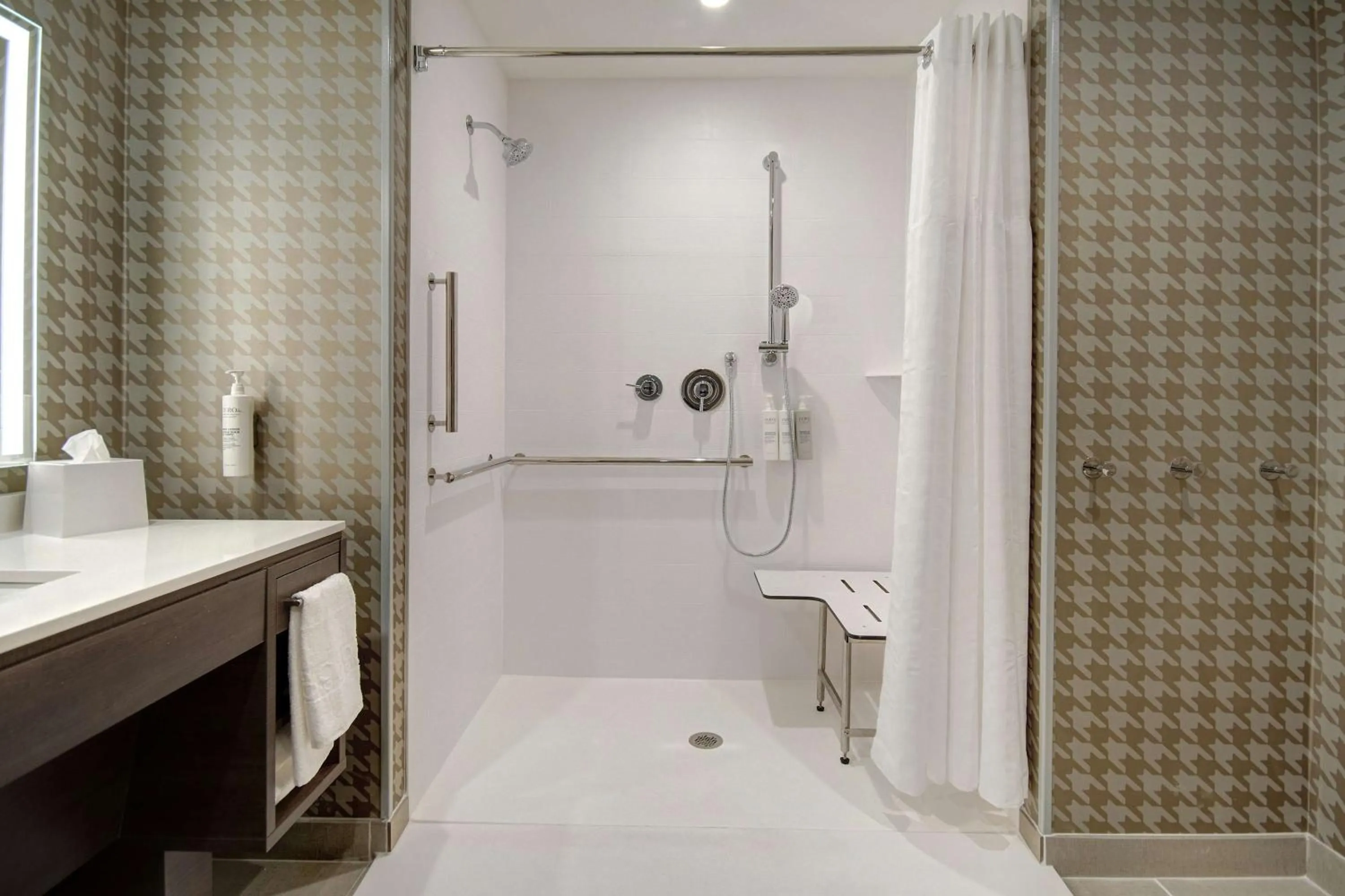 Bathroom in Home2 Suites By Hilton Las Vegas North