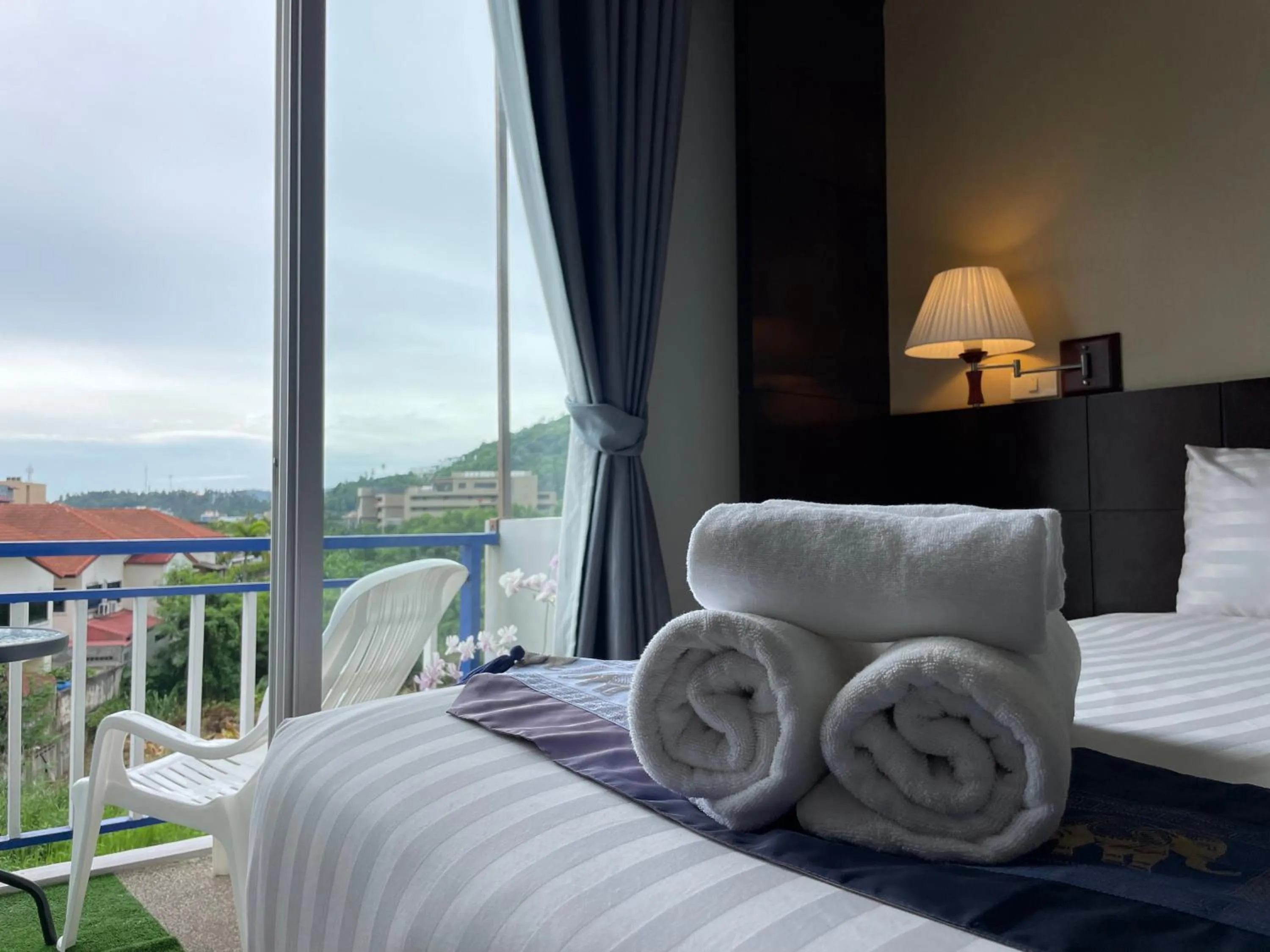 Bed in Kata Sea Blue