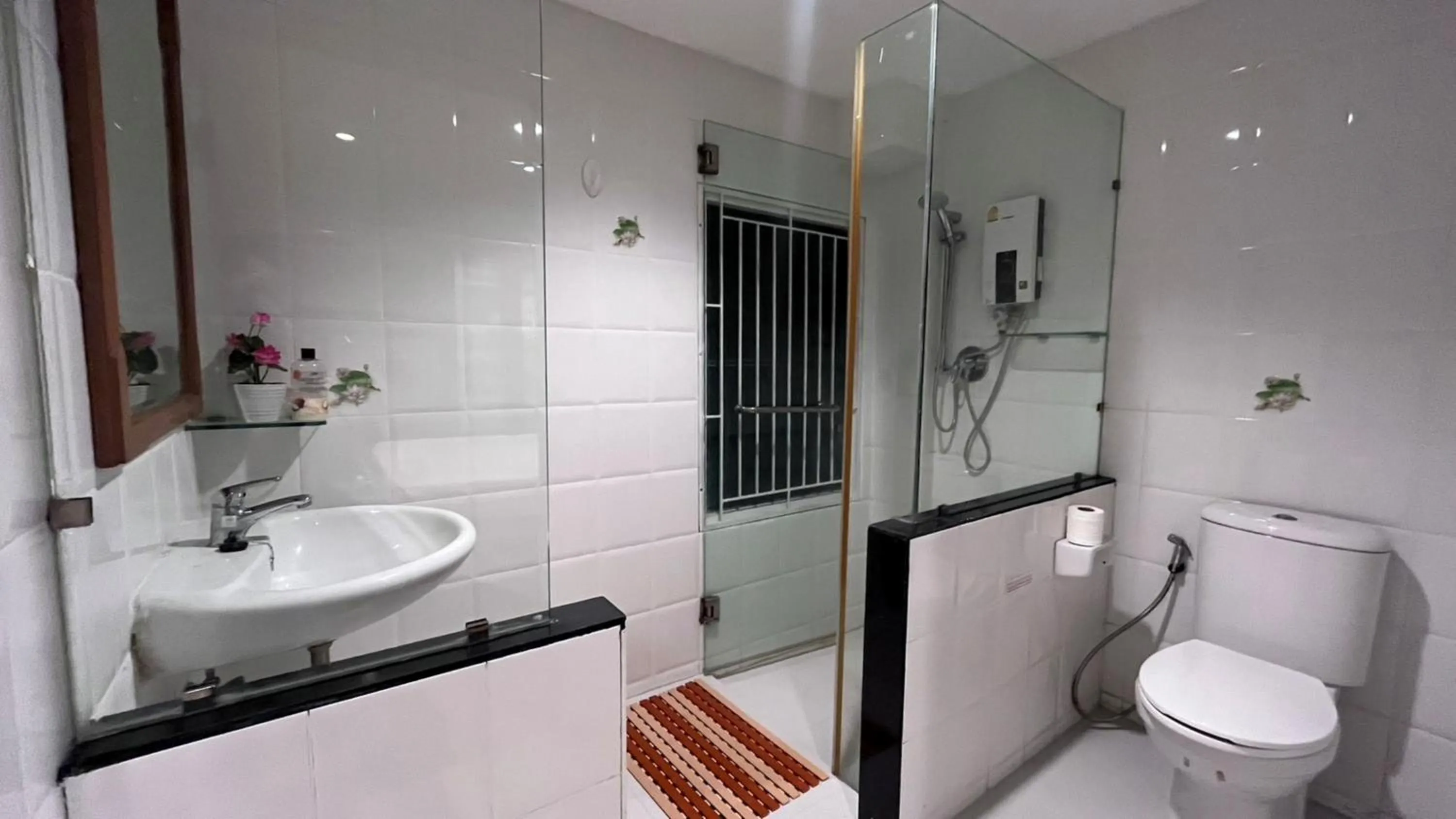 Shower in Kata Sea Blue