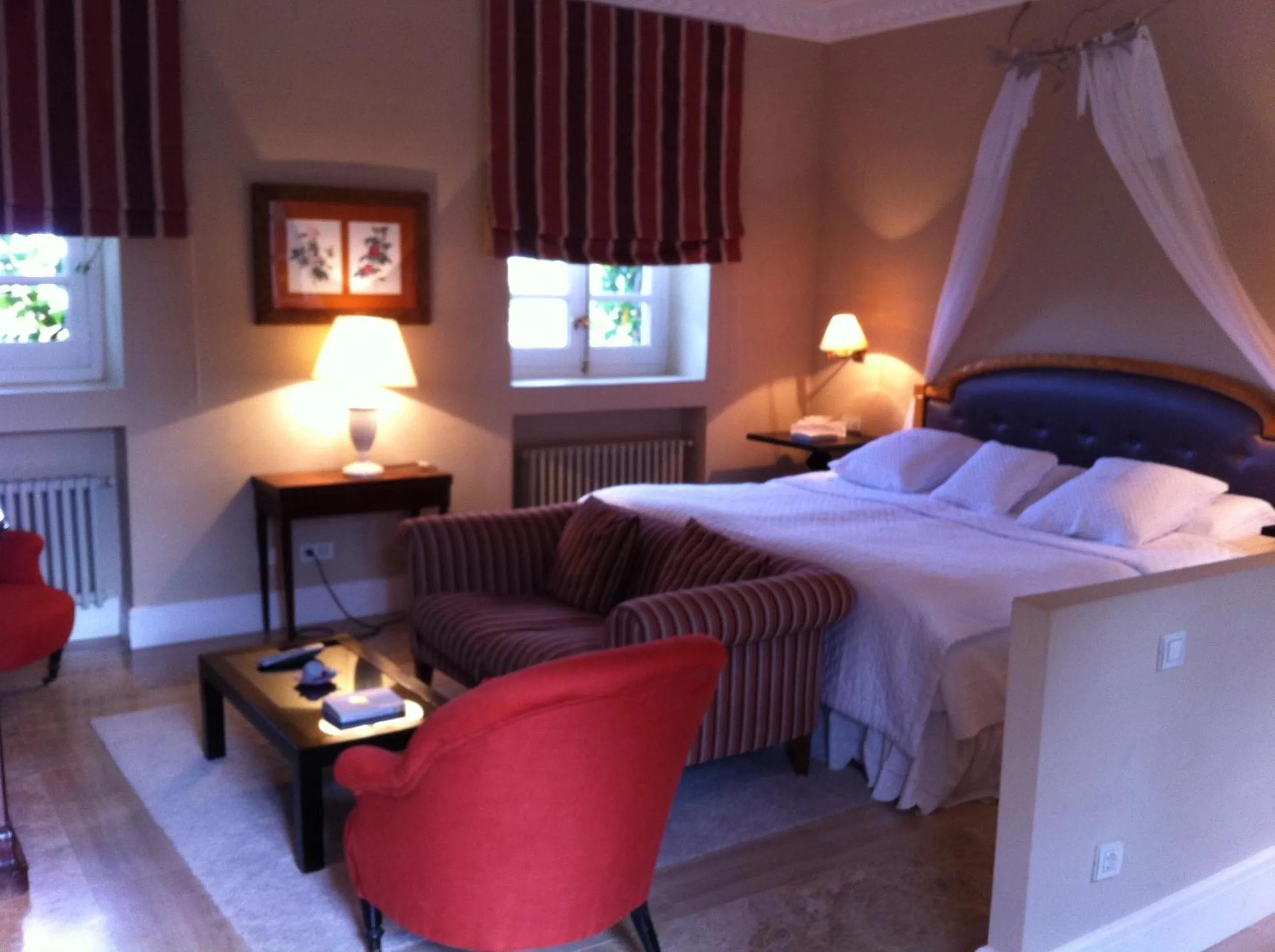 Photo of the whole room, Bed in Hotel Valdepalacios Gourmand 5* GL