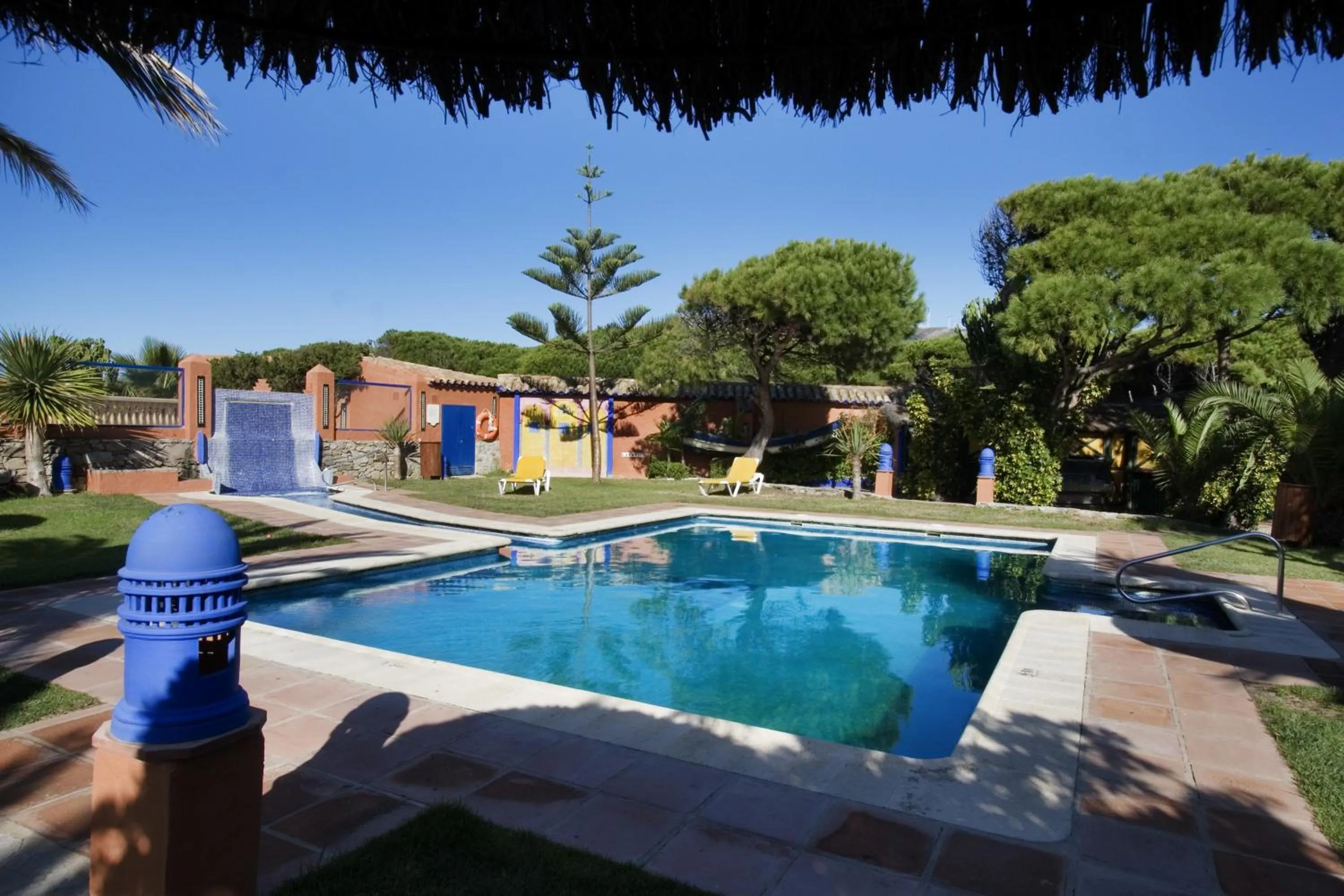 Swimming pool in Beach Hotel Dos Mares