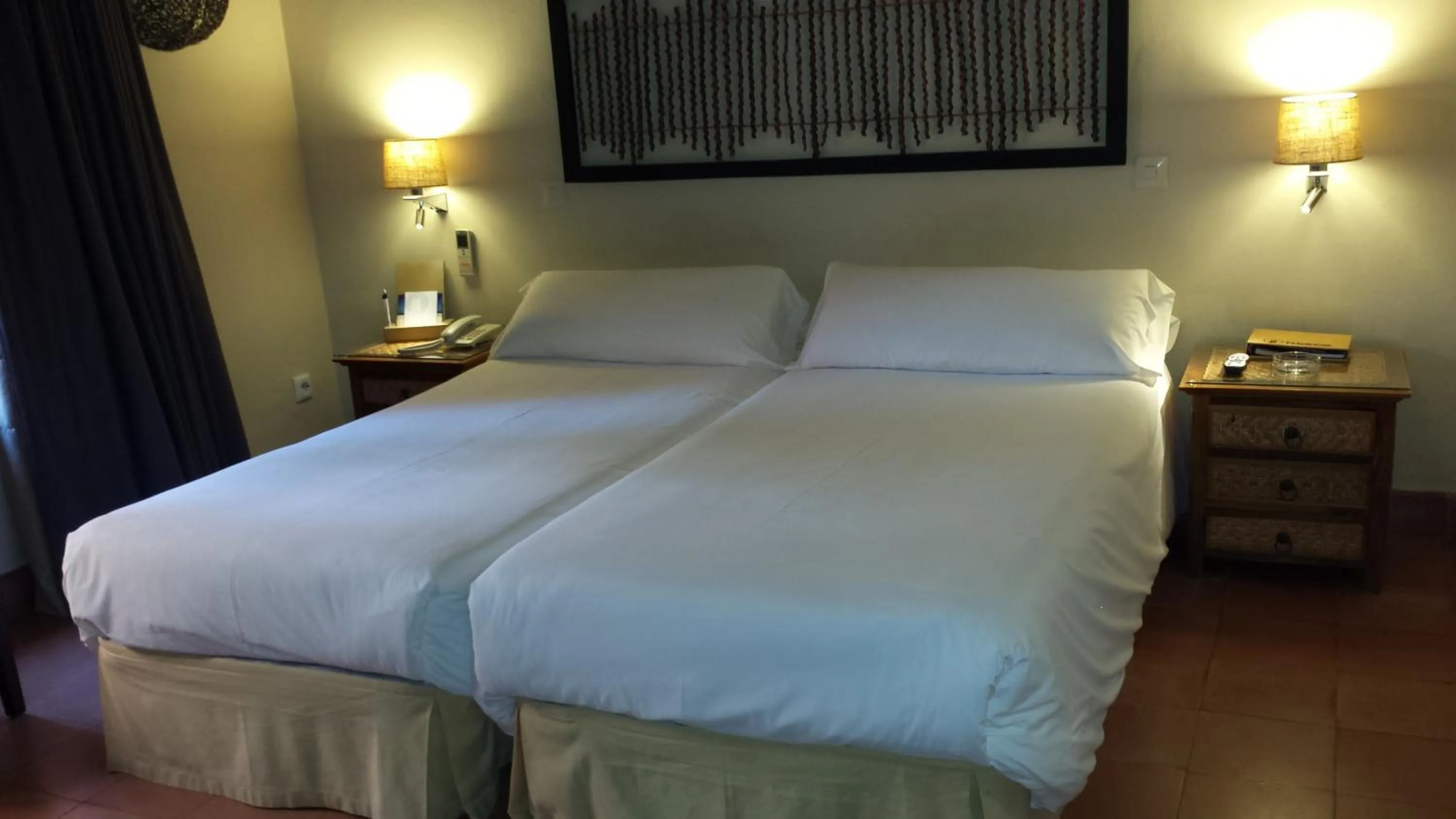 Photo of the whole room, Bed in Beach Hotel Dos Mares