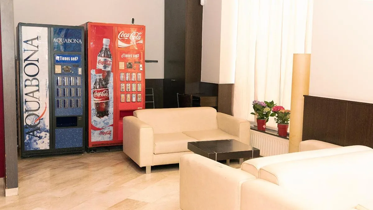 Living room, Bed in Hotel Coronado