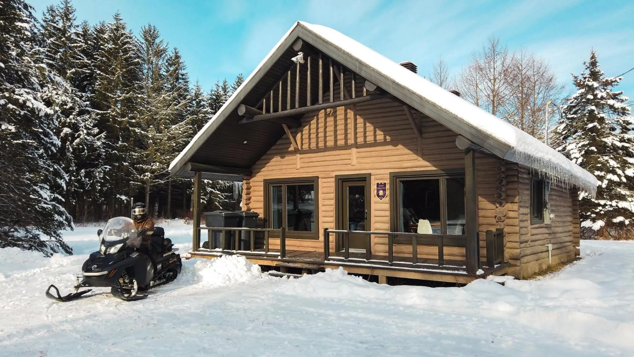 Property building in Les Chalets Tourisma - Chalet en bois rond avec spa - Chalet du 4e