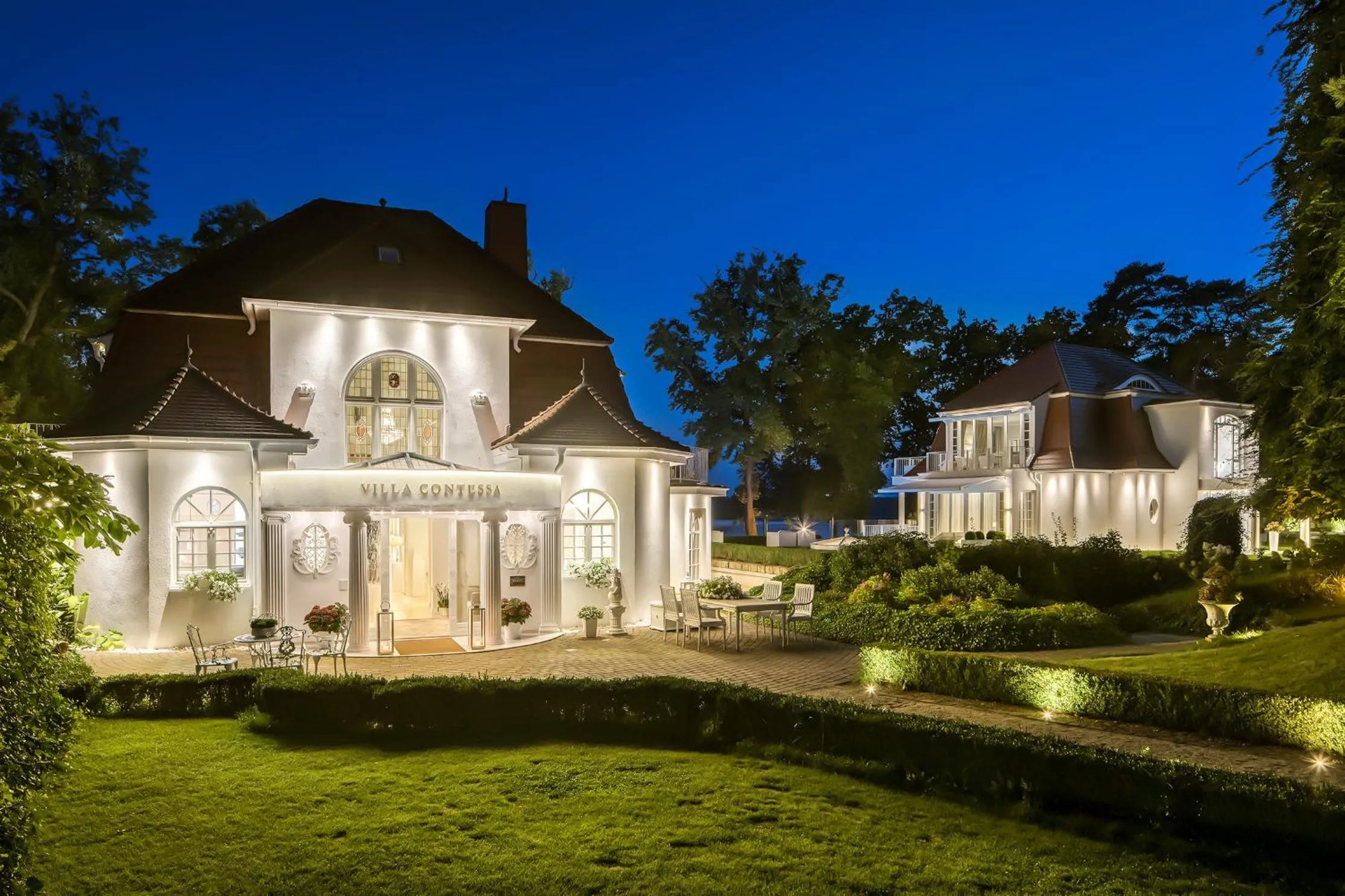 Property building in Villa Contessa - Luxury Spa Hotels