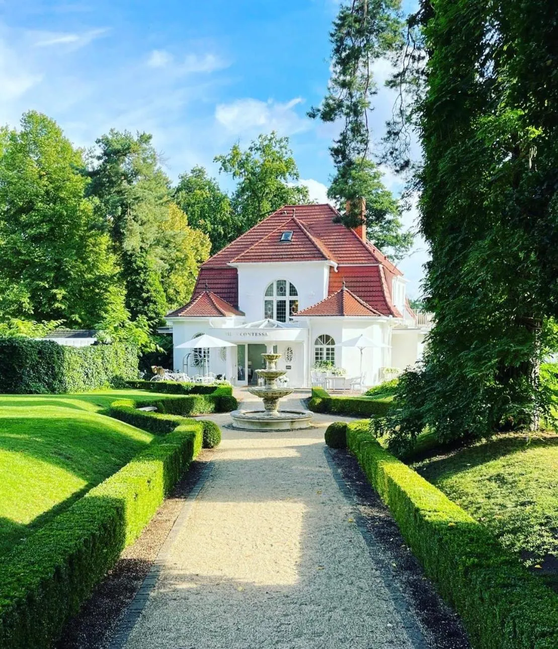 Property building in Villa Contessa - Luxury Spa Hotels