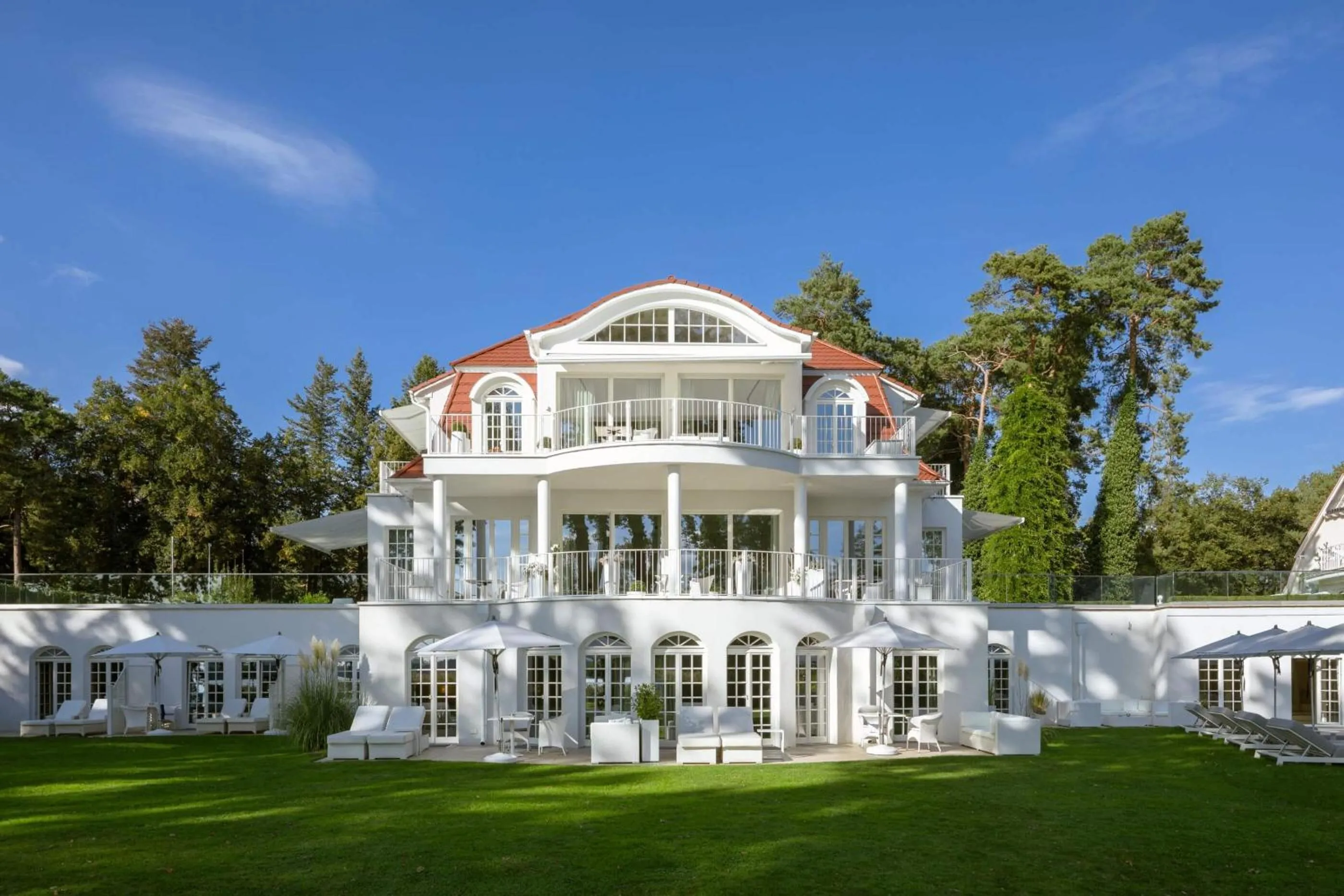 Property building in Villa Contessa - Luxury Spa Hotels