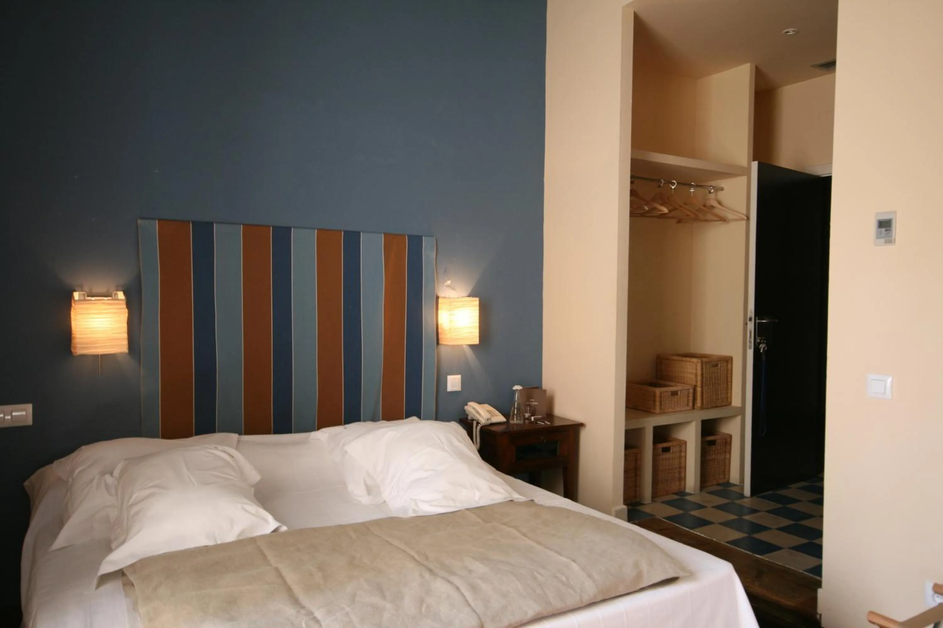 View (from property/room), Bed in El Cocheron 1919