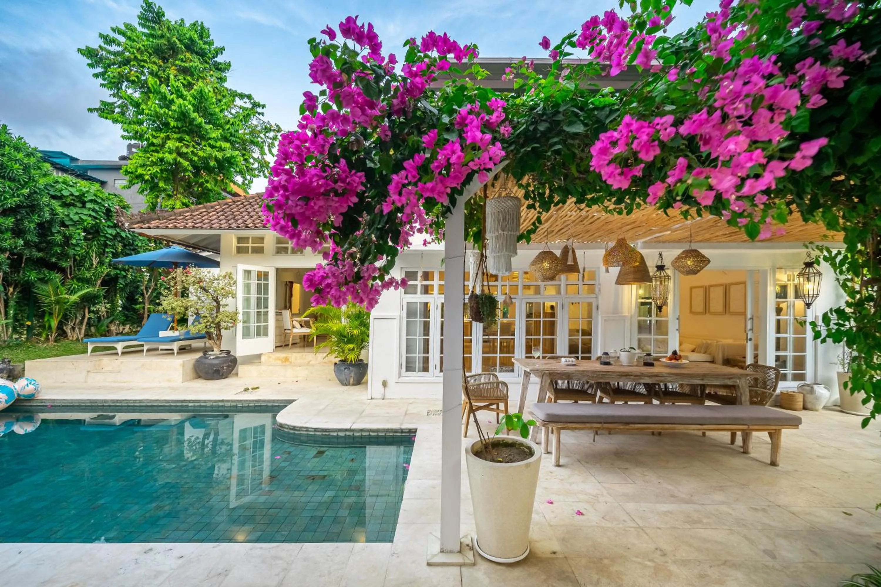 Cozy & Charming Canggu 4BR Luxury Villa