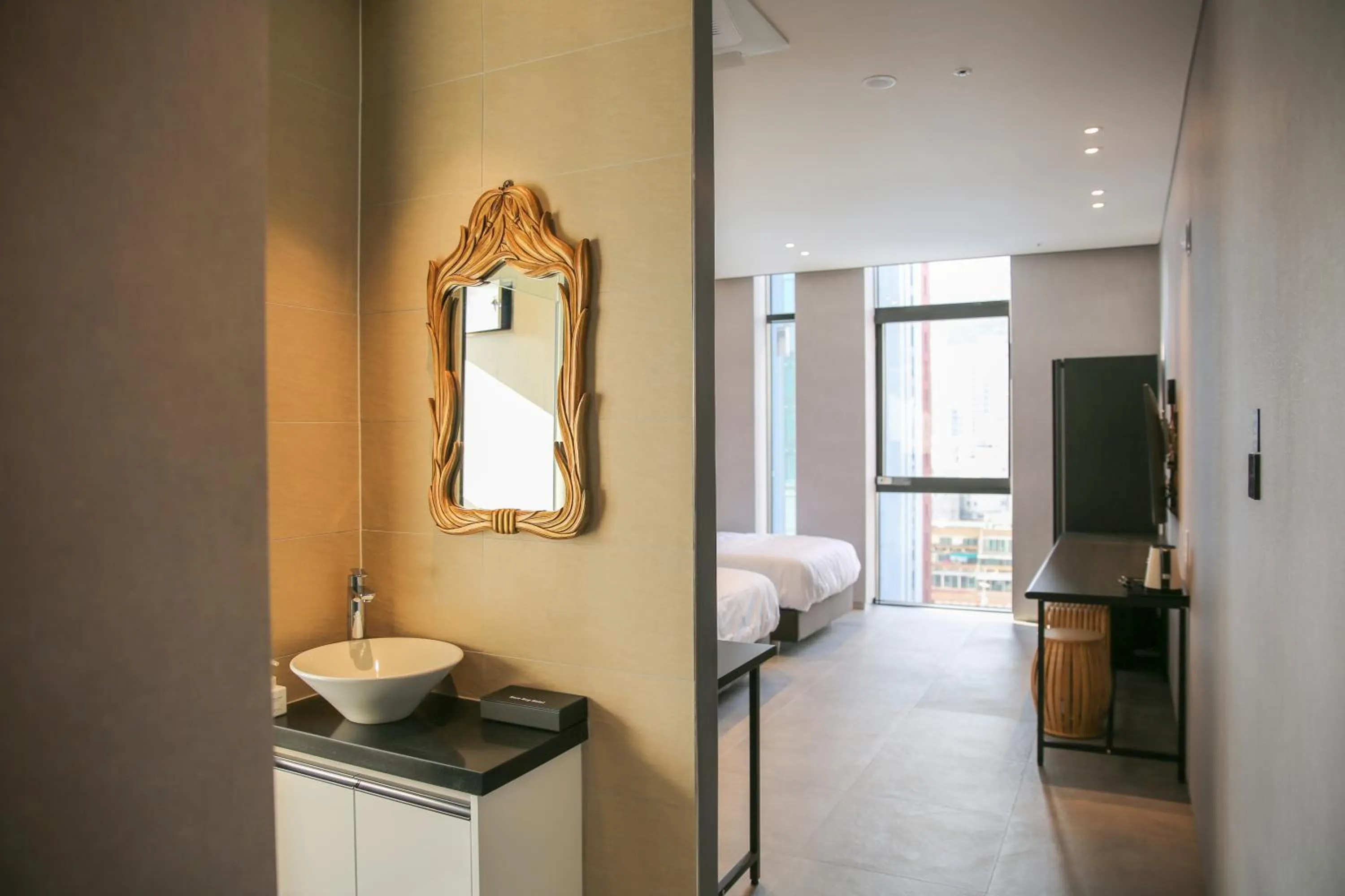 Bed in Rose Bay Hotel