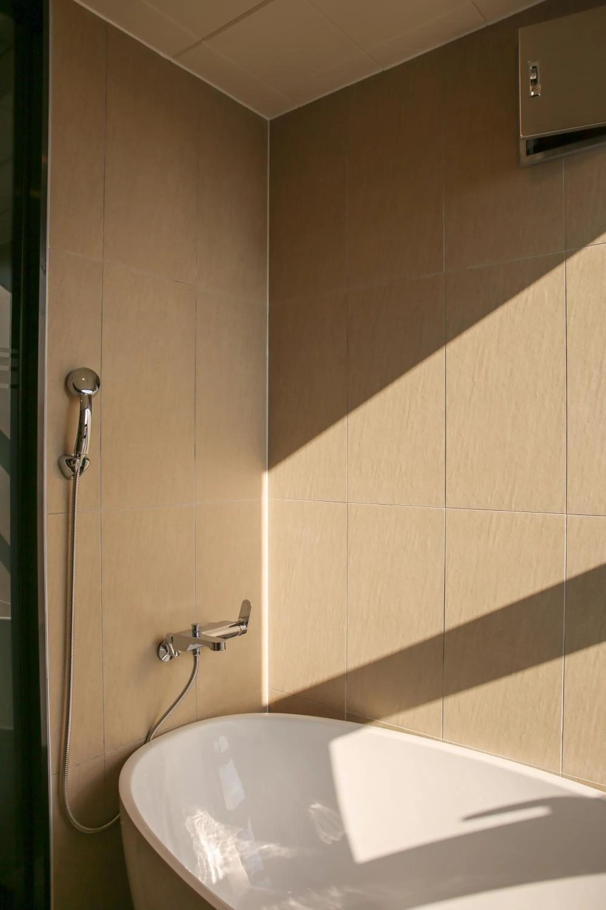 Bathroom in Rose Bay Hotel