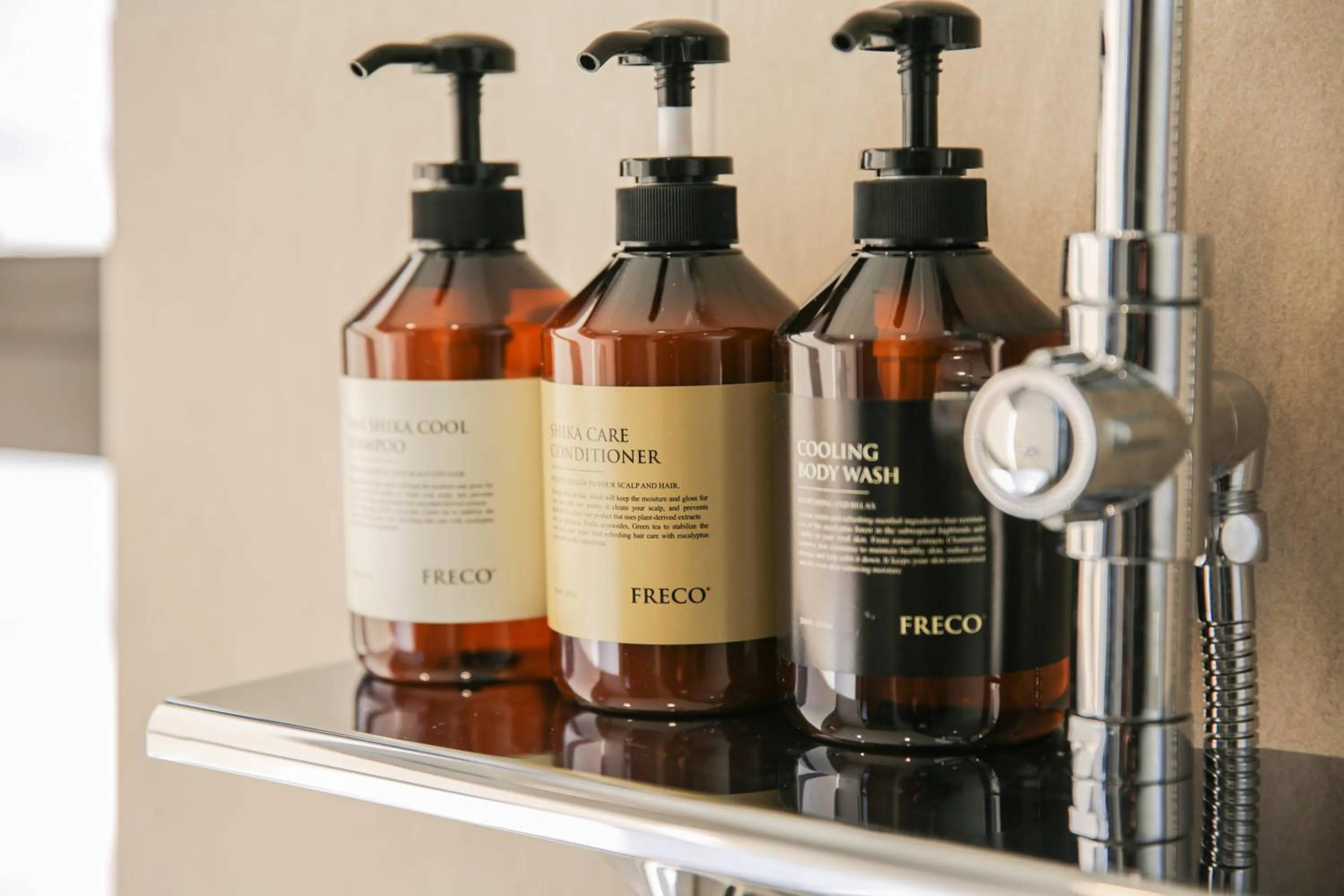 Bathroom in Rose Bay Hotel