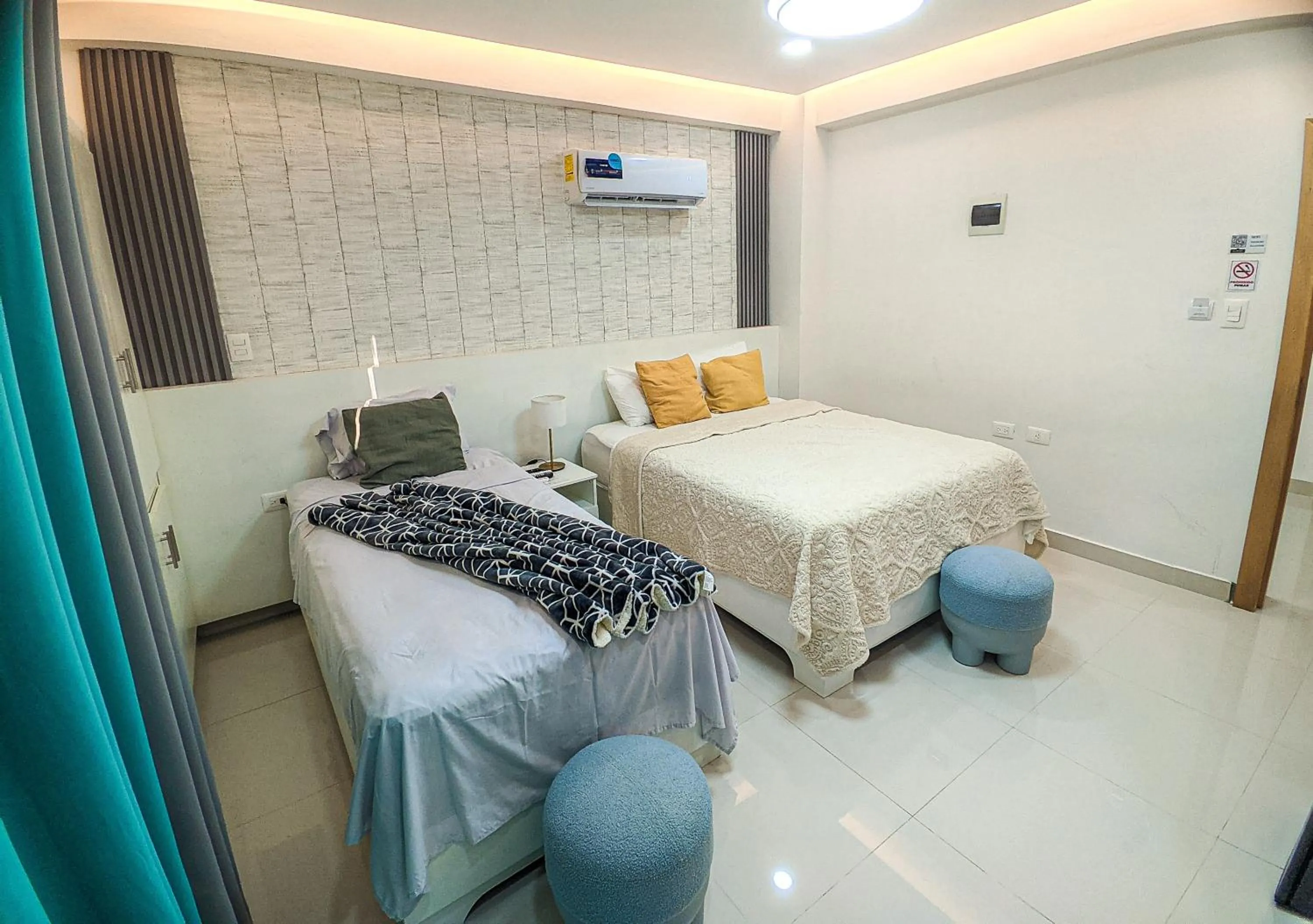 Bedroom, Bed in Hotel el barco