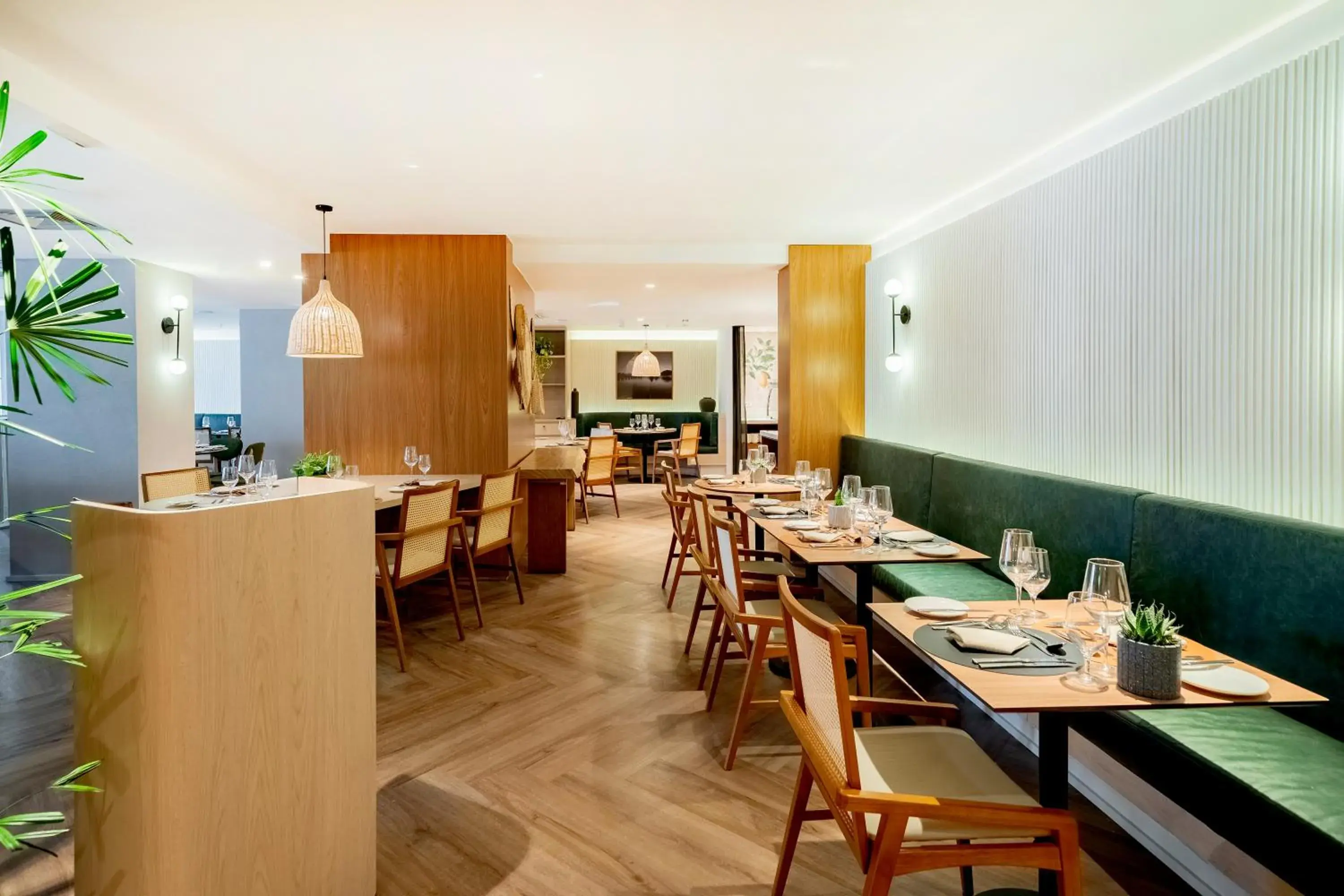 Restaurant/places to eat in Grand Mercure Rio de Janeiro Copacabana Restaurant/places to eat in Grand Mercure Rio de Janeiro Copacabana